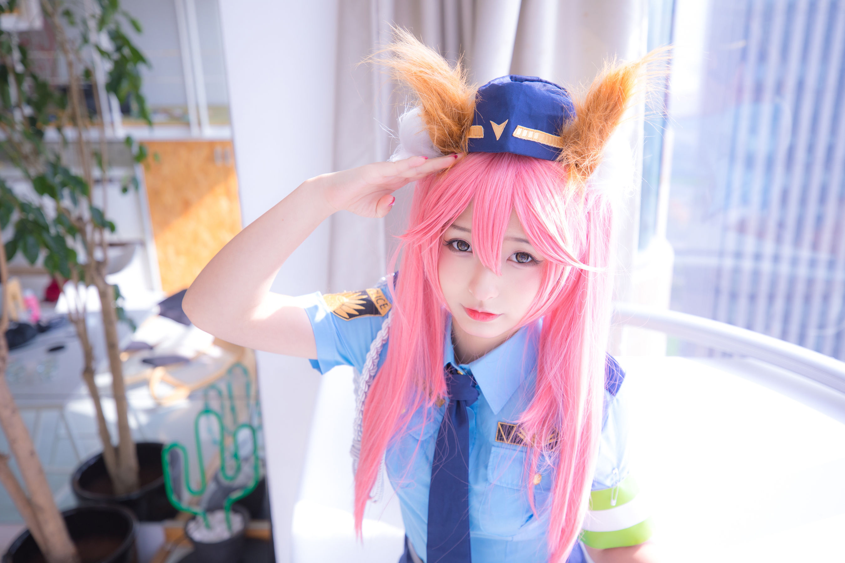 [萝莉COS] 神楽板真冬 後で逮捕してもいい？ [150P] - 秀人网免费无水印在线套图写真