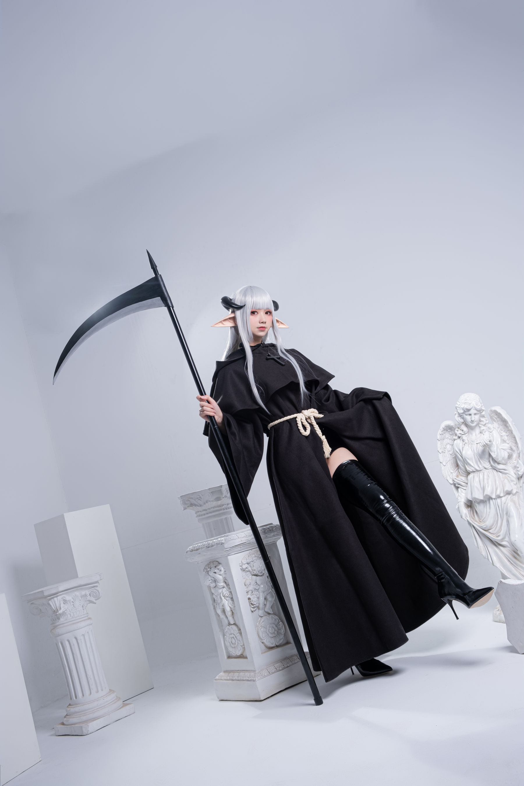 izumi泉桃子福利 – 死神 [83P] - 秀人网免费无水印在线套图写真