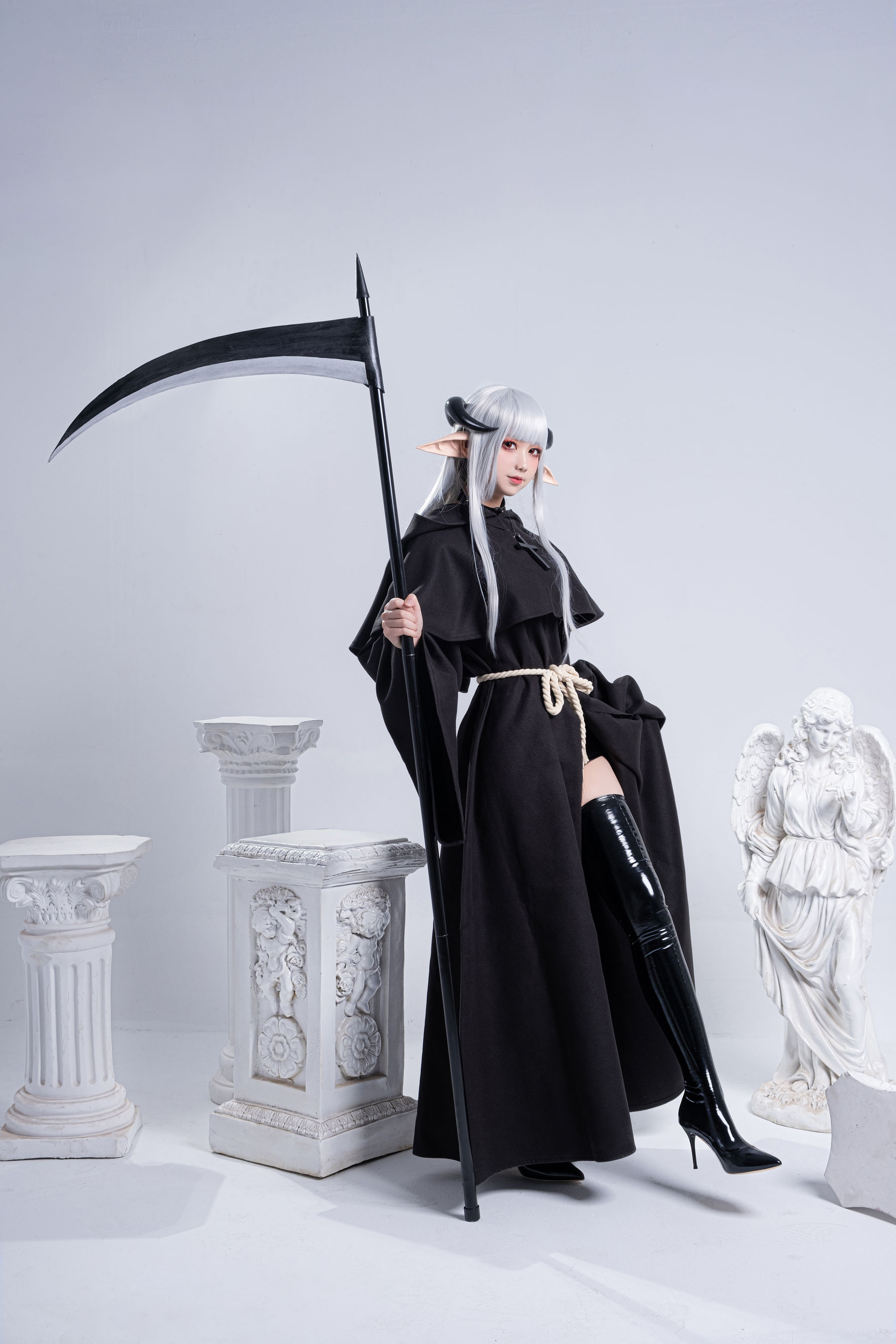 izumi泉桃子福利 – 死神 [83P] - 秀人网免费无水印在线套图写真