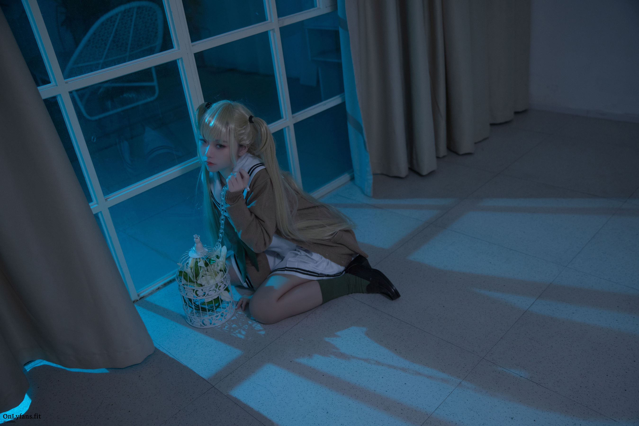 G44不会受伤 – 万华镜姐弟花 [31P] - 秀人网免费无水印在线套图写真