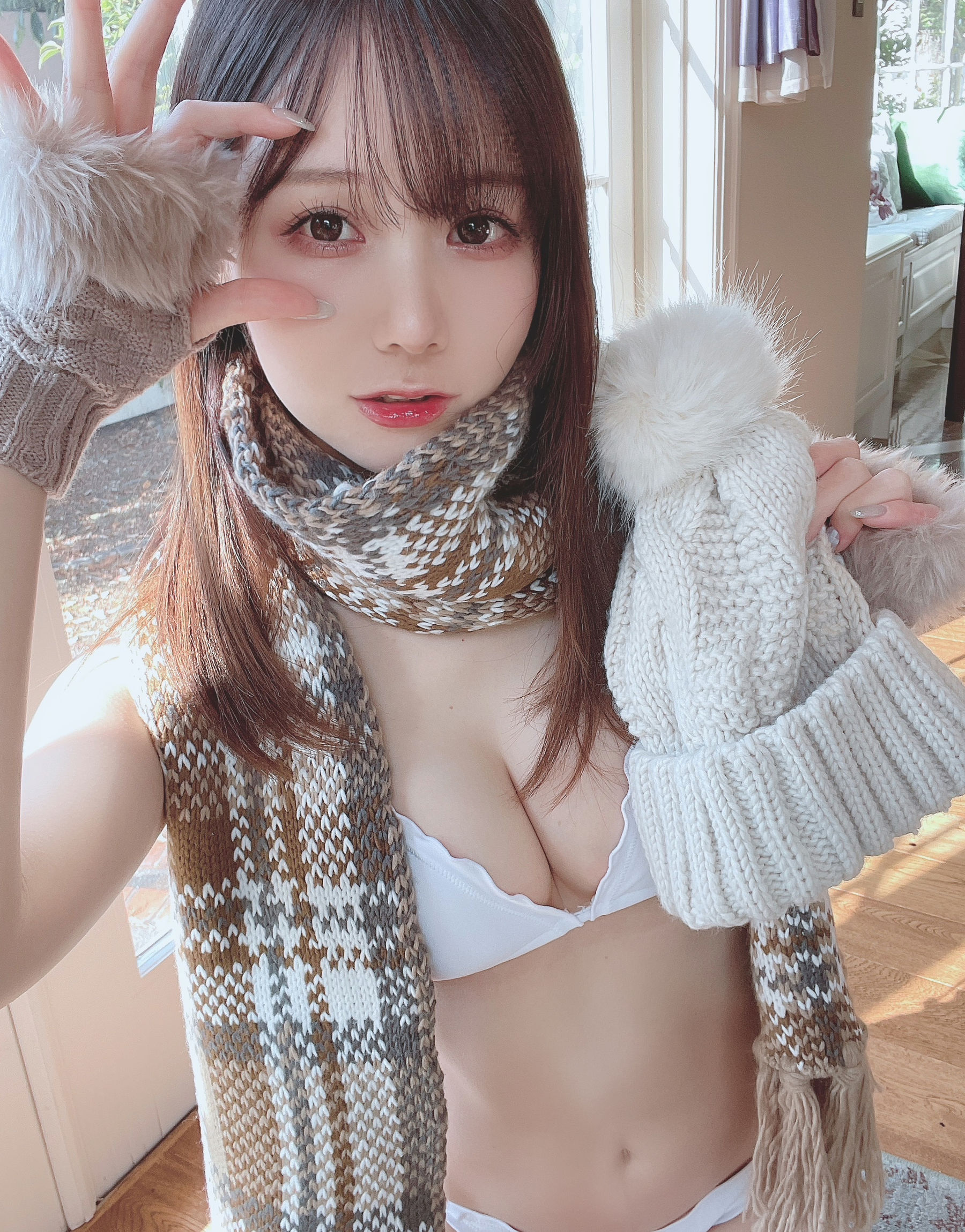 日本甜美COSERけんけん[fantia] 20220114-ビキニマフラー [12P] - 秀人网免费无水印在线套图写真