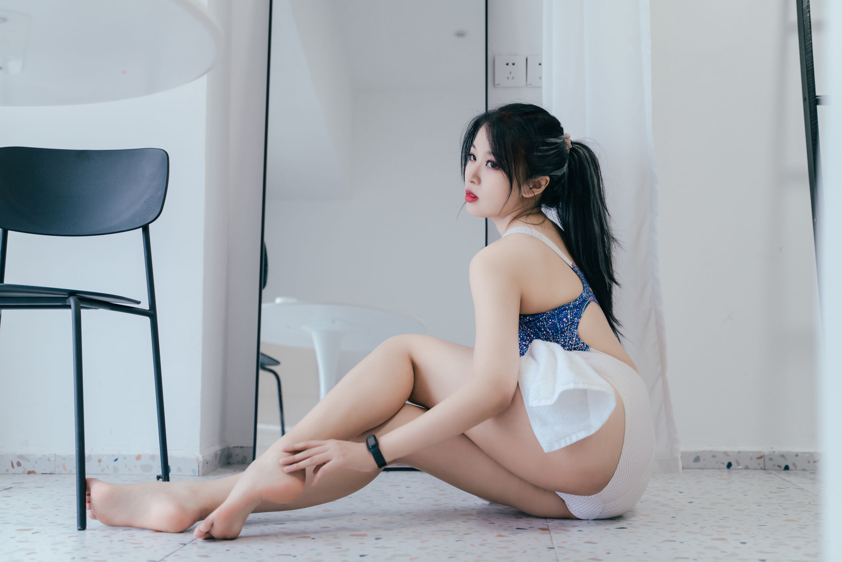 轩萧学姐 – 竞泳 [27P] - 秀人网免费无水印在线套图写真