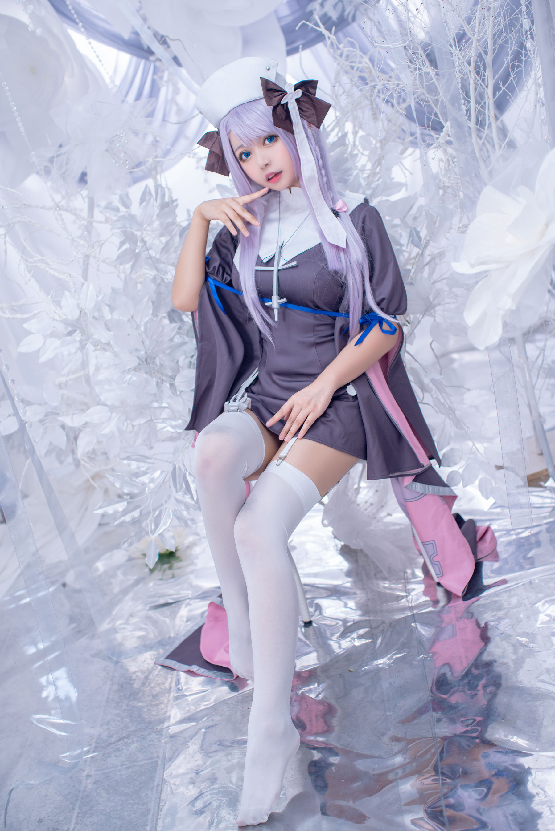 大眼萌妹黑猫猫OvO – 女灶神 [14P] - 秀人网免费无水印在线套图写真