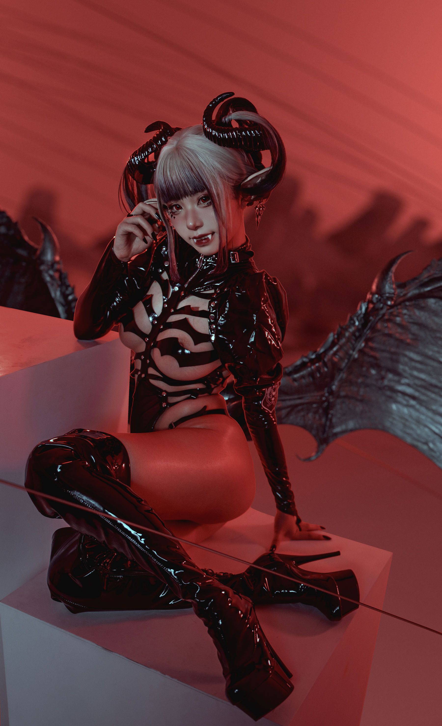 爆机少女喵小吉 – 骸骨少女 [14P] - 秀人网免费无水印在线套图写真