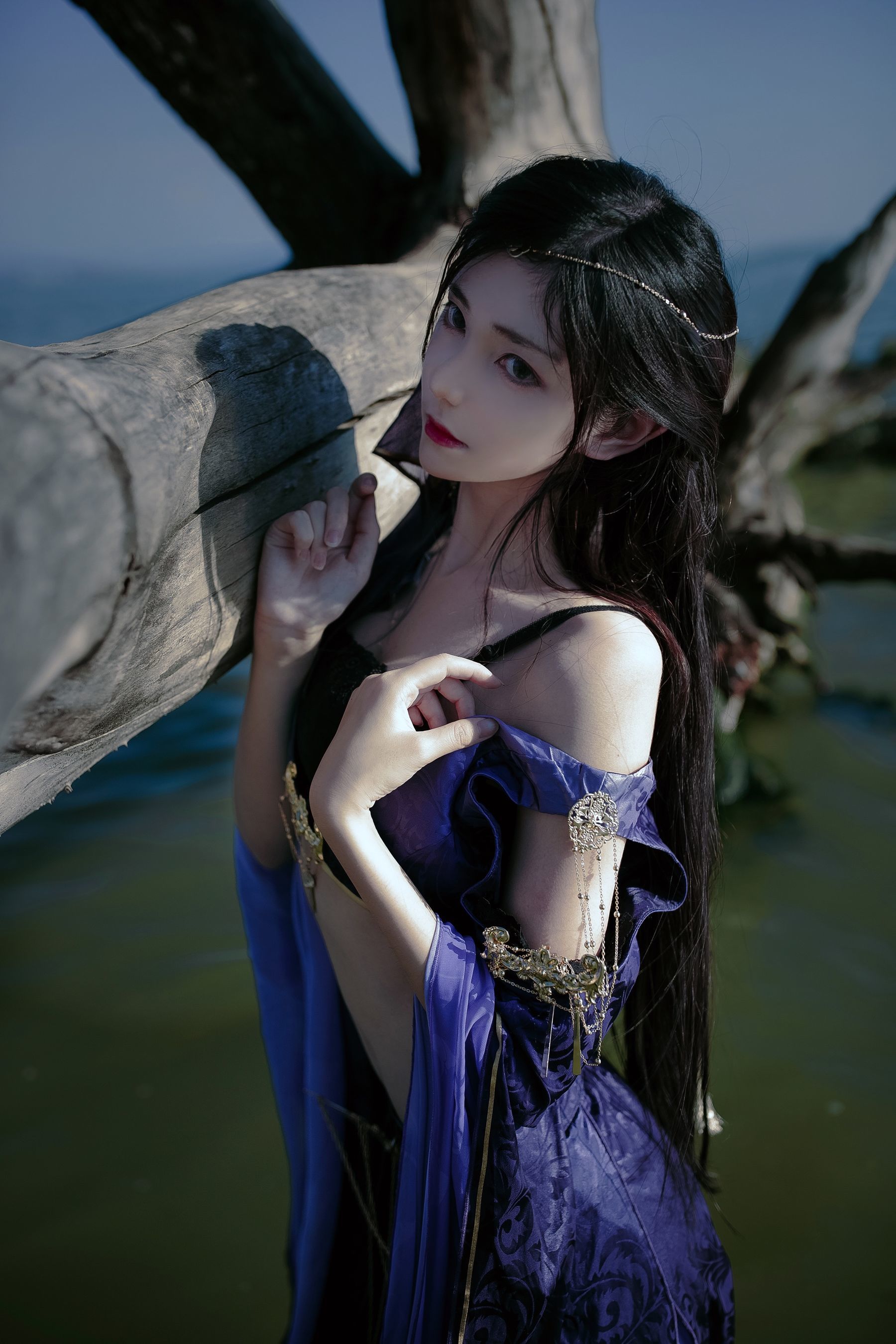 动漫博主南桃Momoko – 九灵常服 [16P] - 秀人网免费无水印在线套图写真