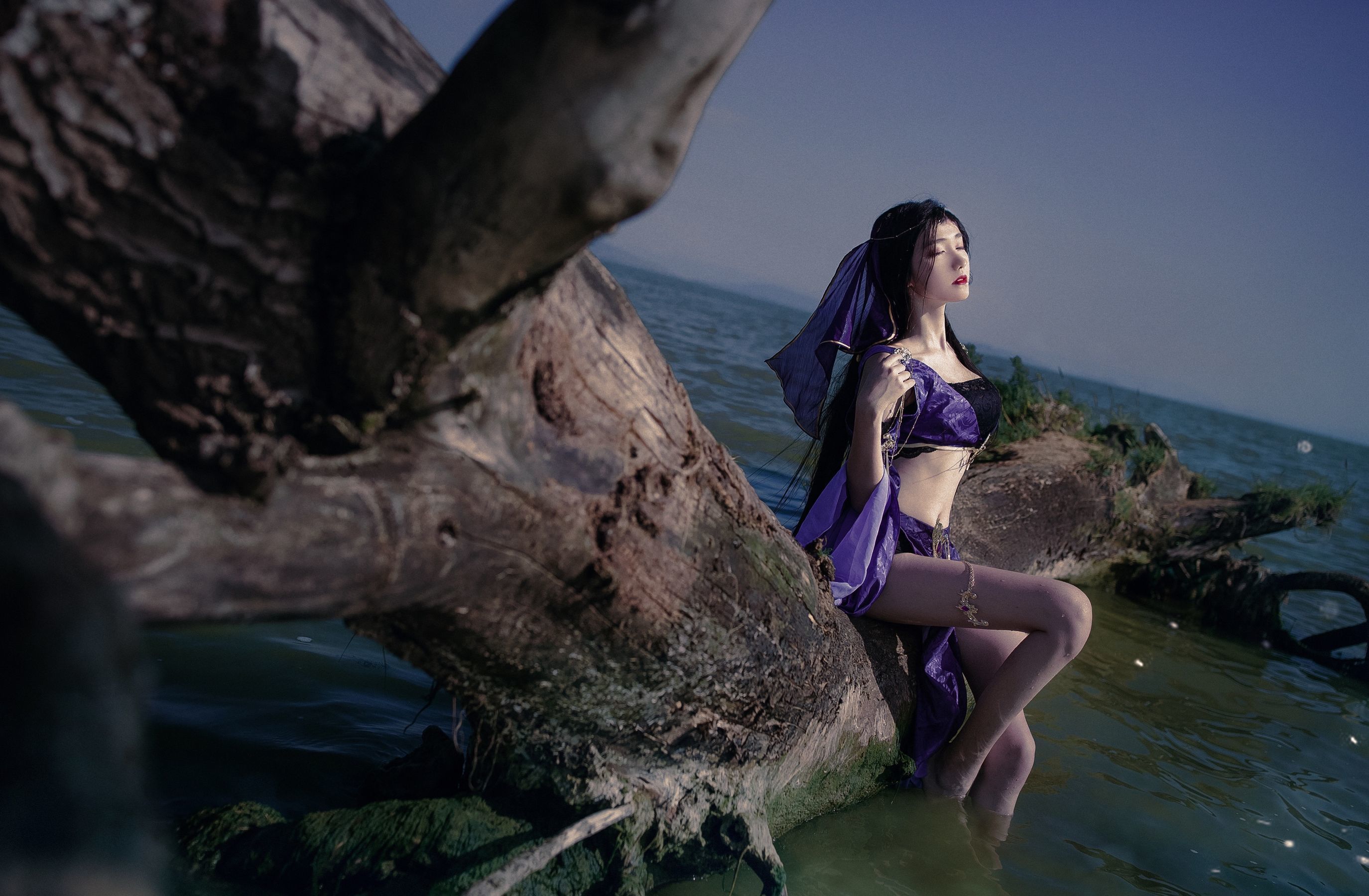 动漫博主南桃Momoko – 九灵常服 [16P] - 秀人网免费无水印在线套图写真