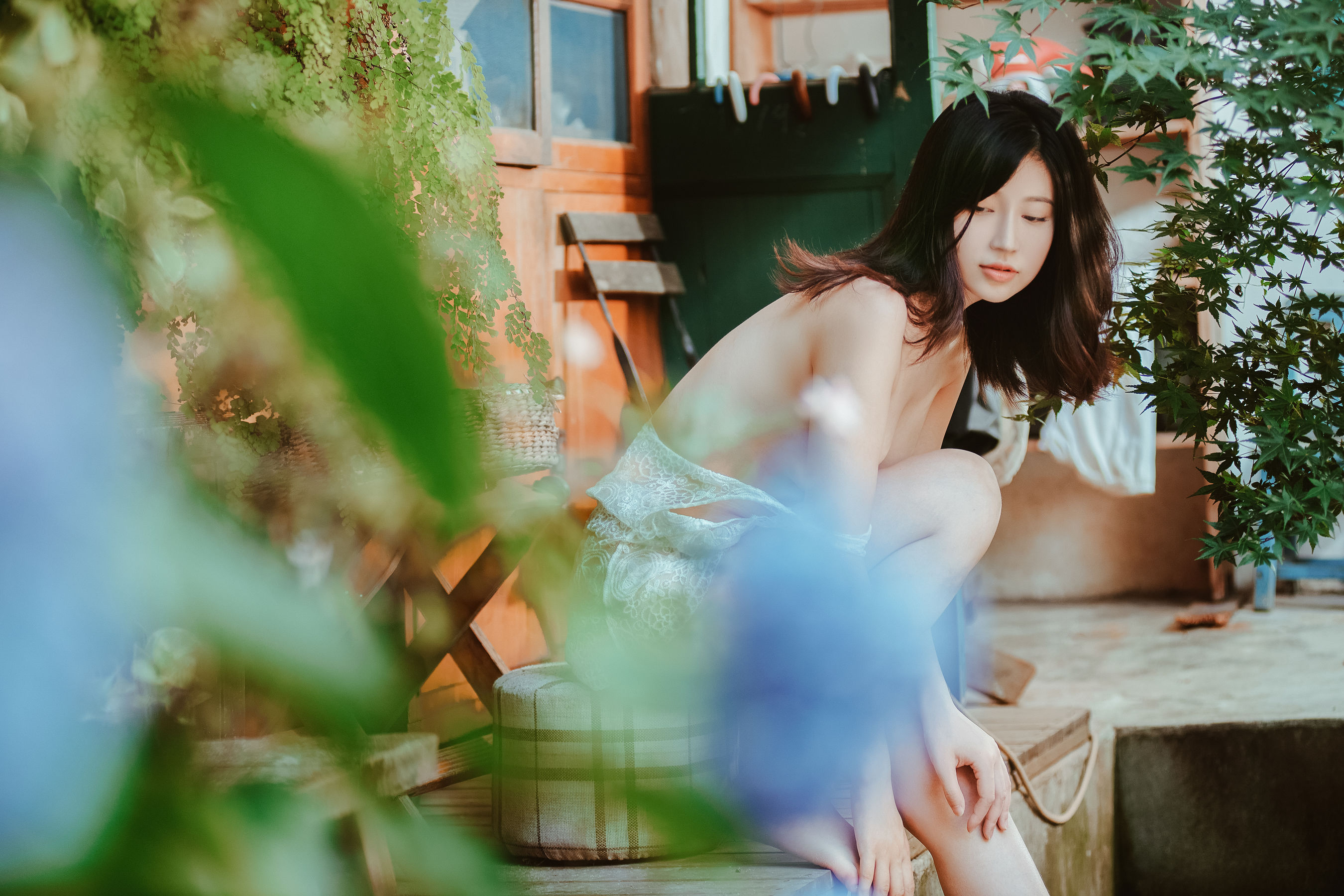 Nnian – 夏日精灵 [17P] - 秀人网免费无水印在线套图写真