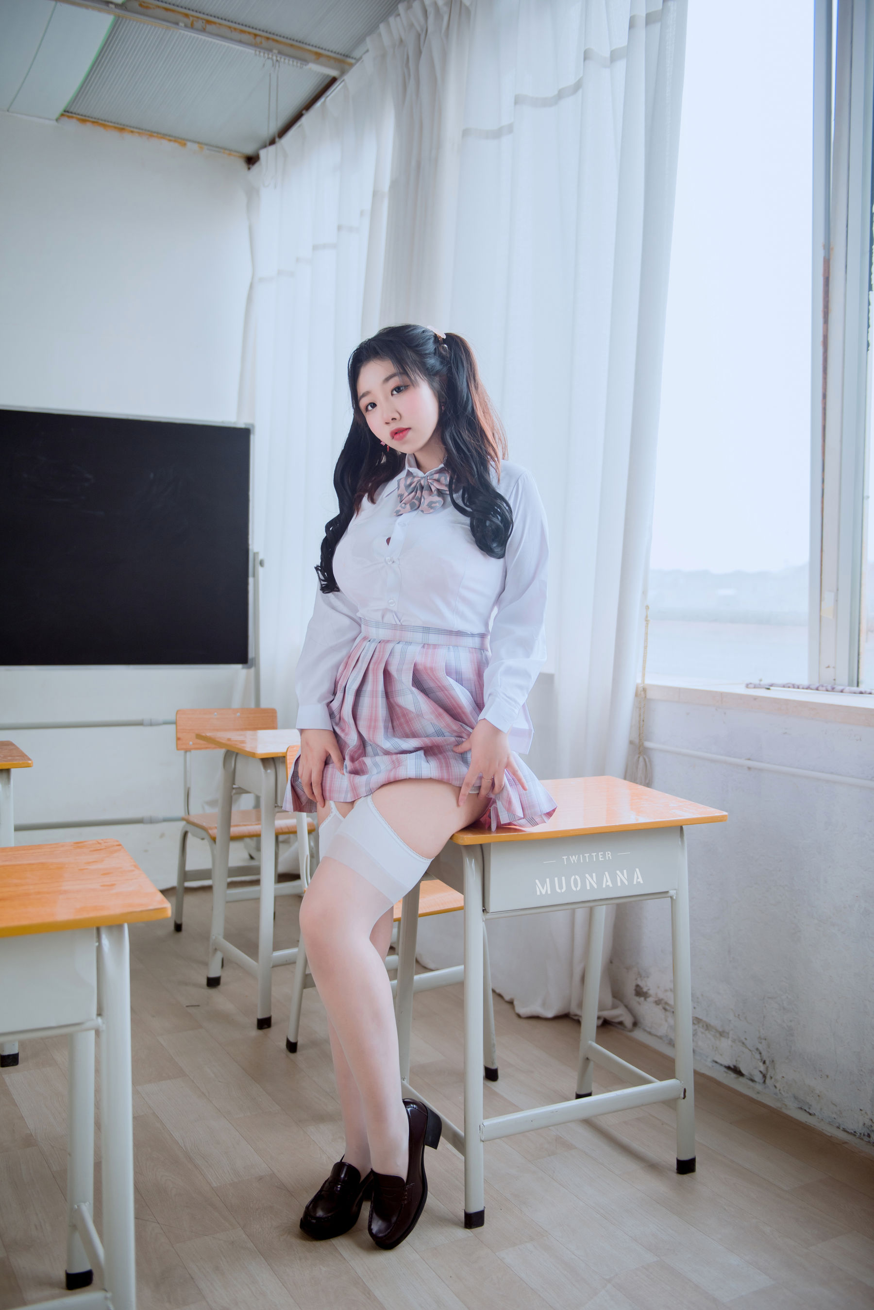 动漫博主穆零Mu0 – 老师学生 [115P] - 秀人网免费无水印在线套图写真