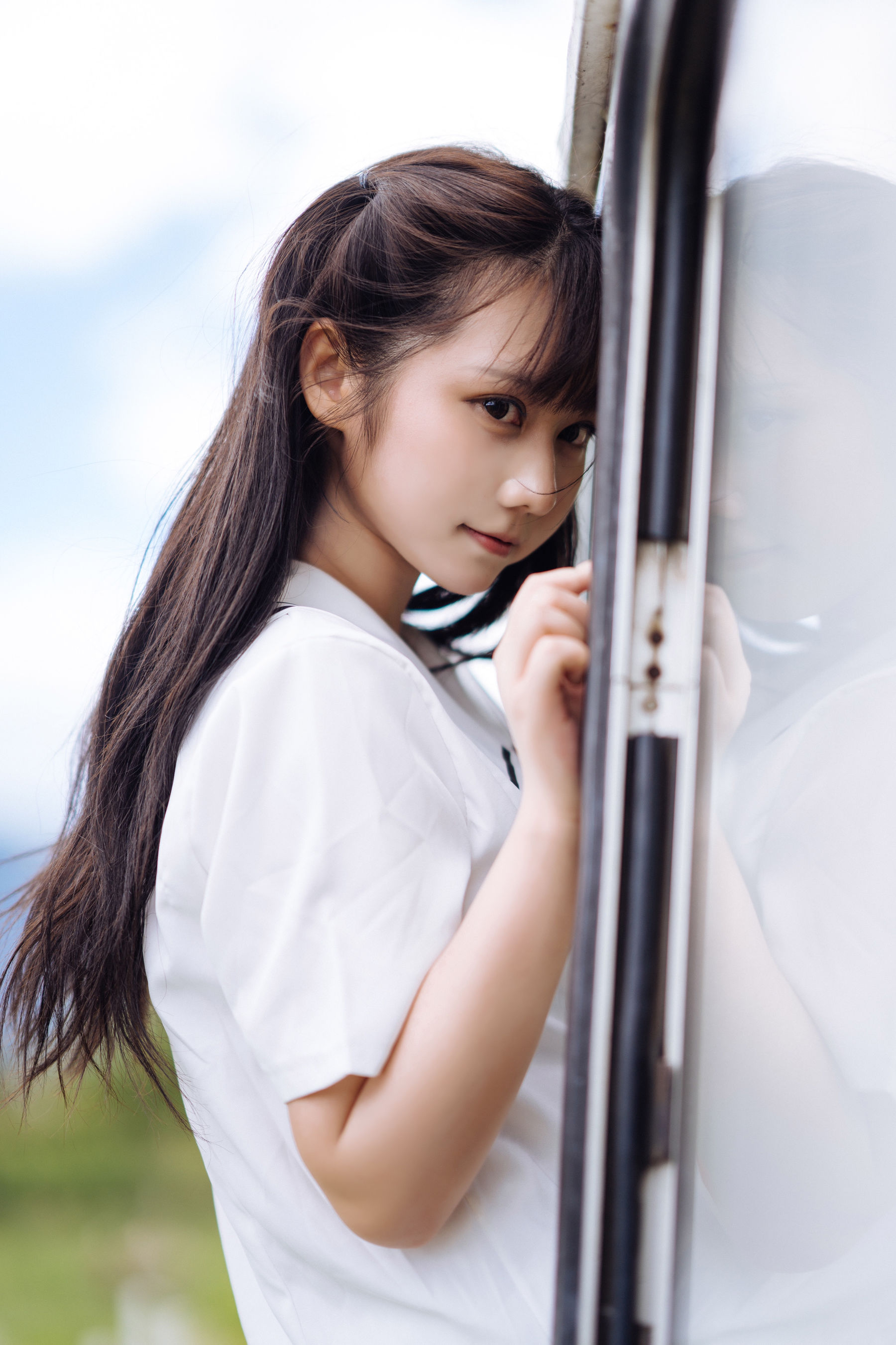 微博福利姬镜酱 – 静夏之JK少女 [33P] - 秀人网免费无水印在线套图写真