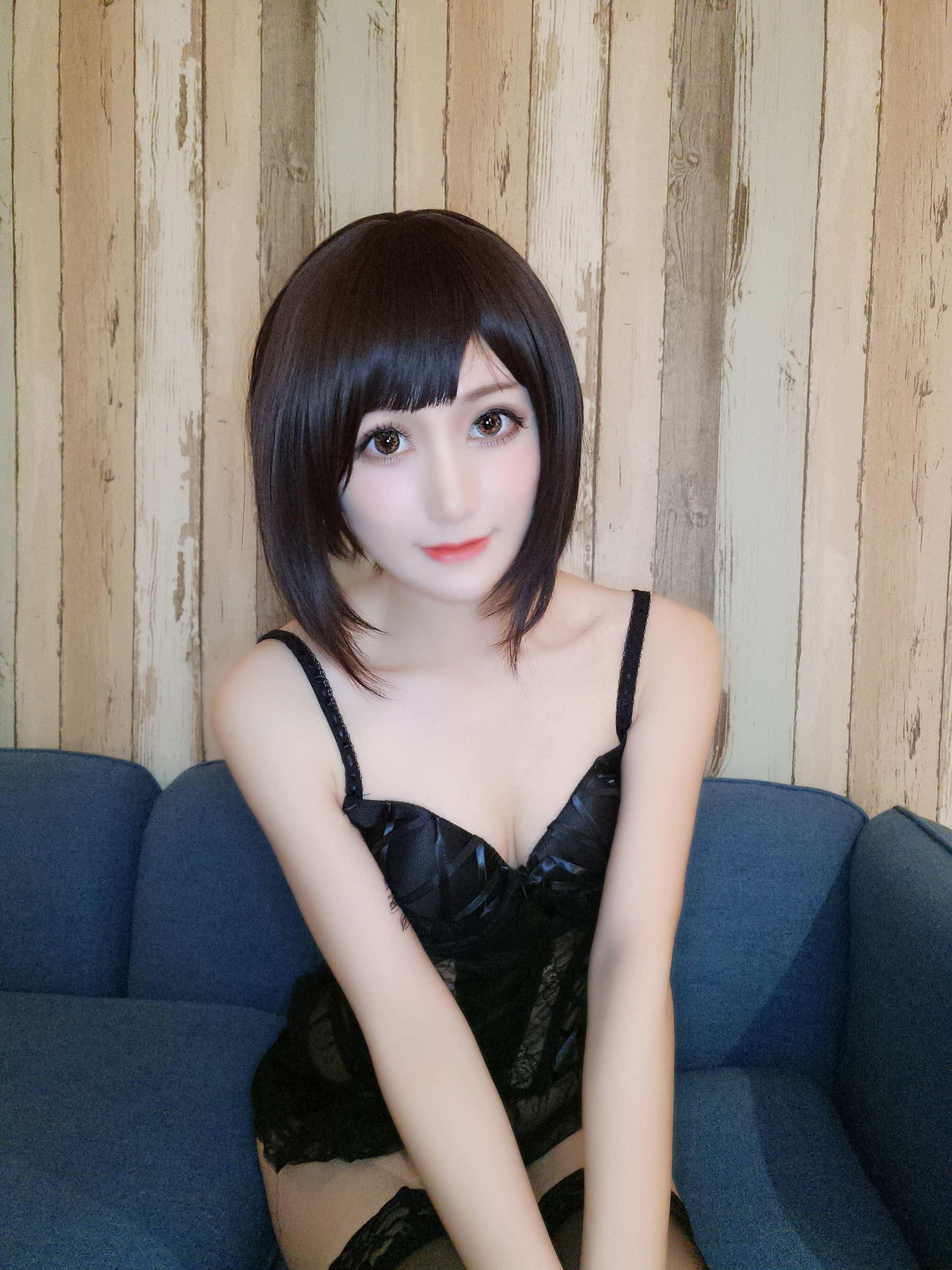 木之本果 – 黑色情趣内衣 [22P] - 秀人网免费无水印在线套图写真