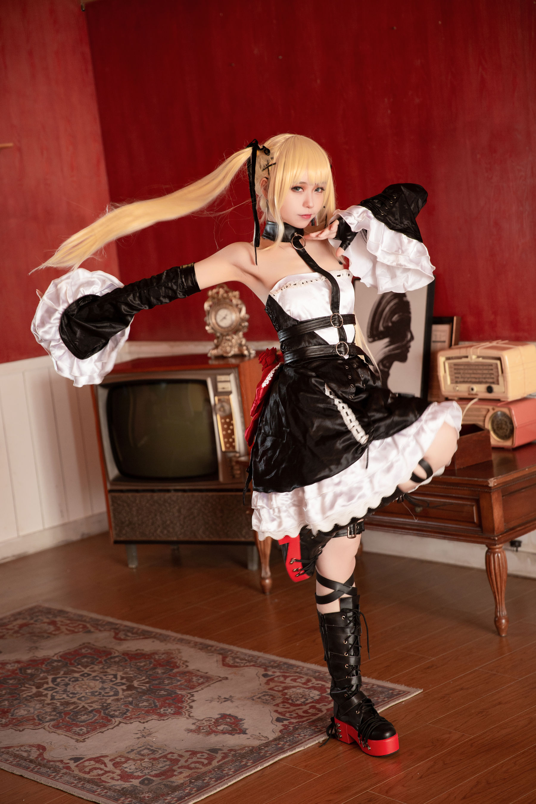 动漫博主G44不会受伤 – 玛丽萝丝 [20P] - 秀人网免费无水印在线套图写真