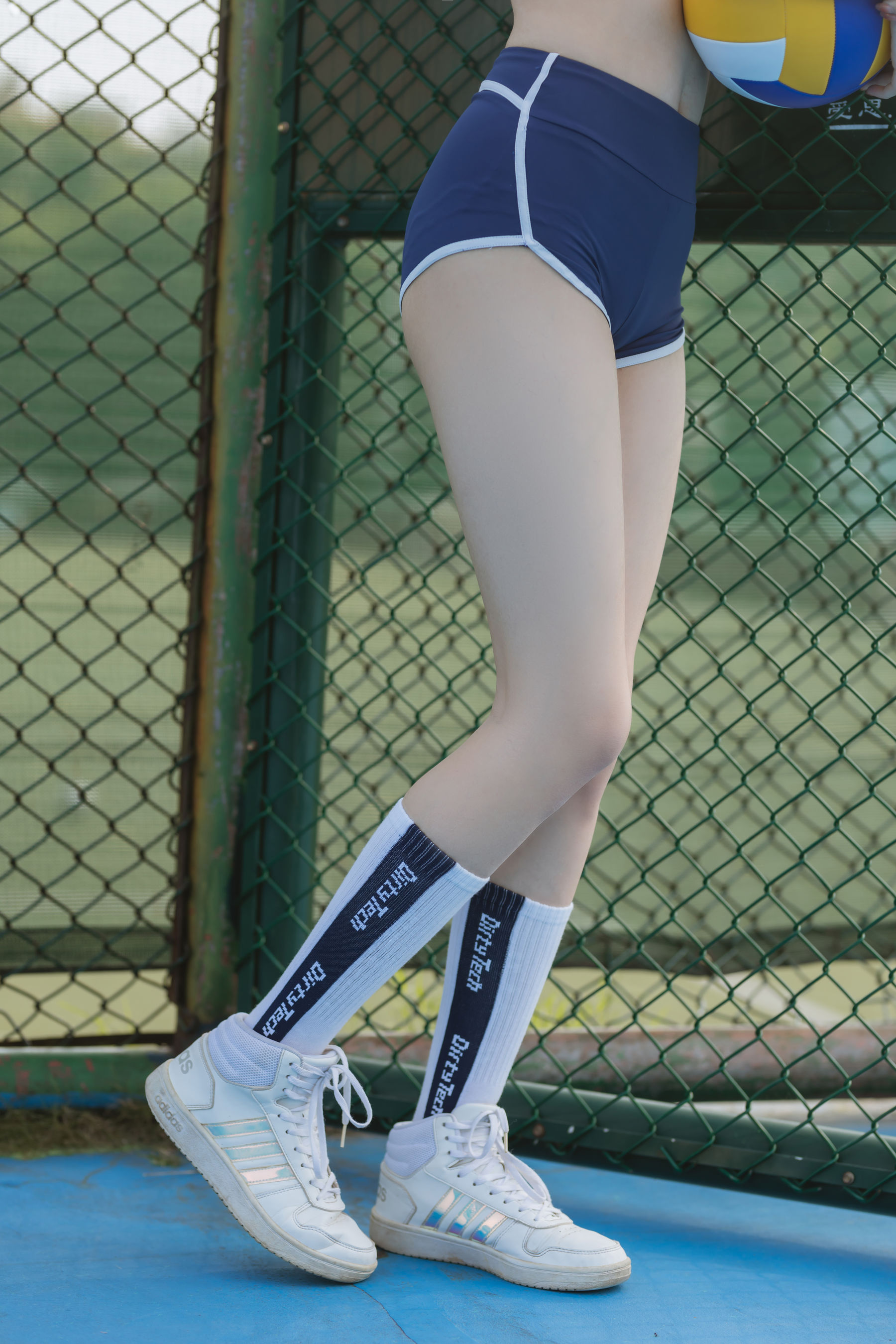 许岚(叁月life) – 夏日运动服 [40P] - 秀人网免费无水印在线套图写真