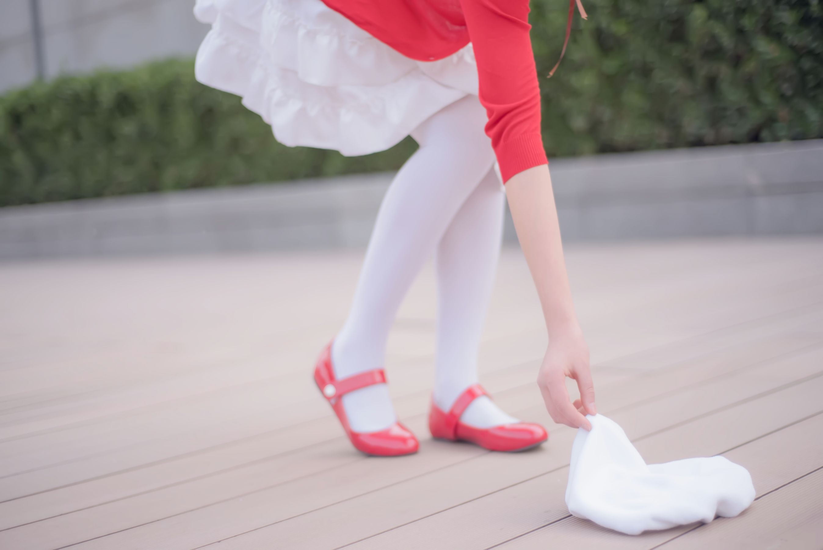 萌妹白易子教主 – 加藤惠 [12P] - 秀人网免费无水印在线套图写真