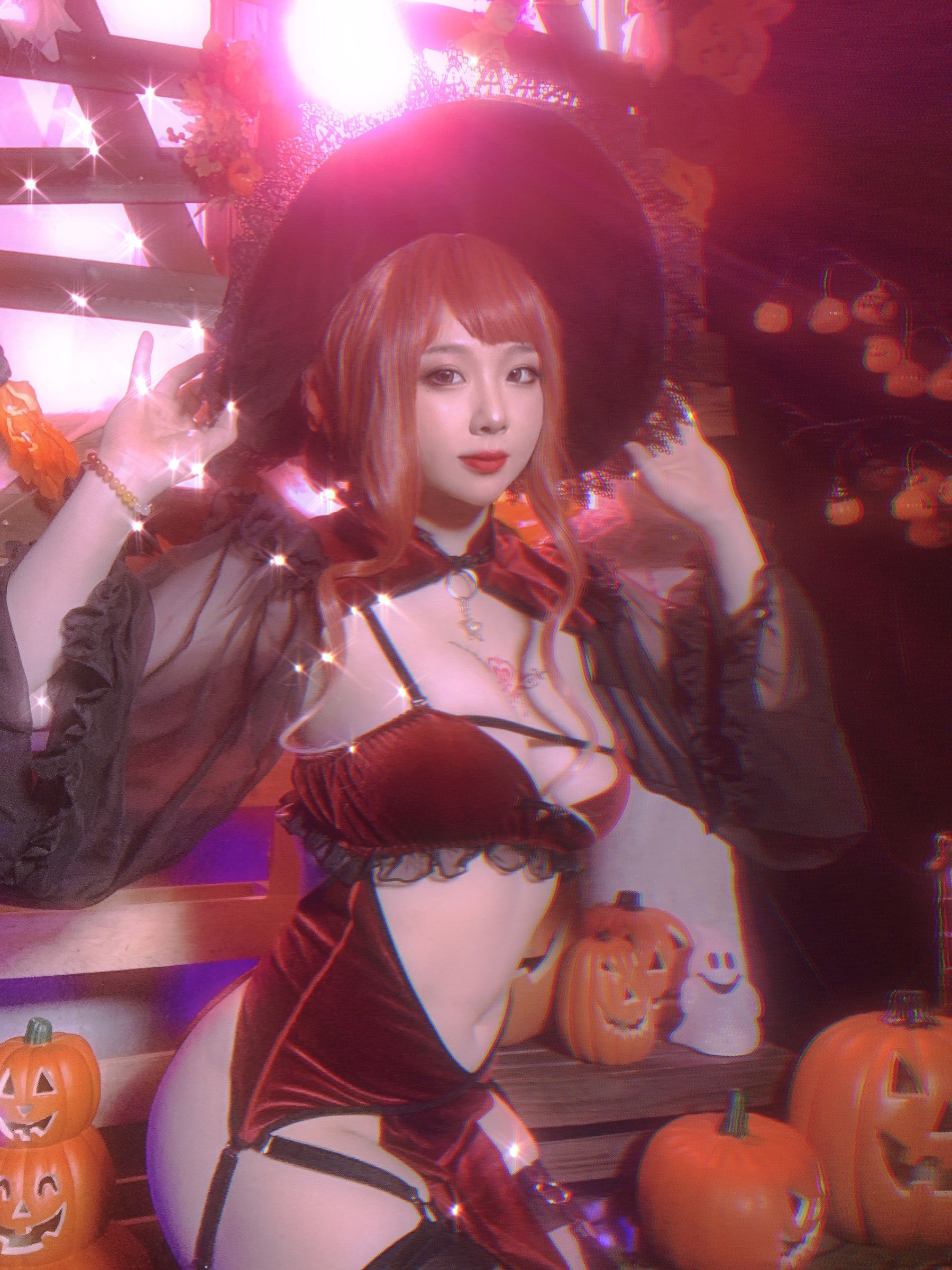 皮皮奶可可爱了啦 – 万圣节女巫 [48P] - 秀人网免费无水印在线套图写真