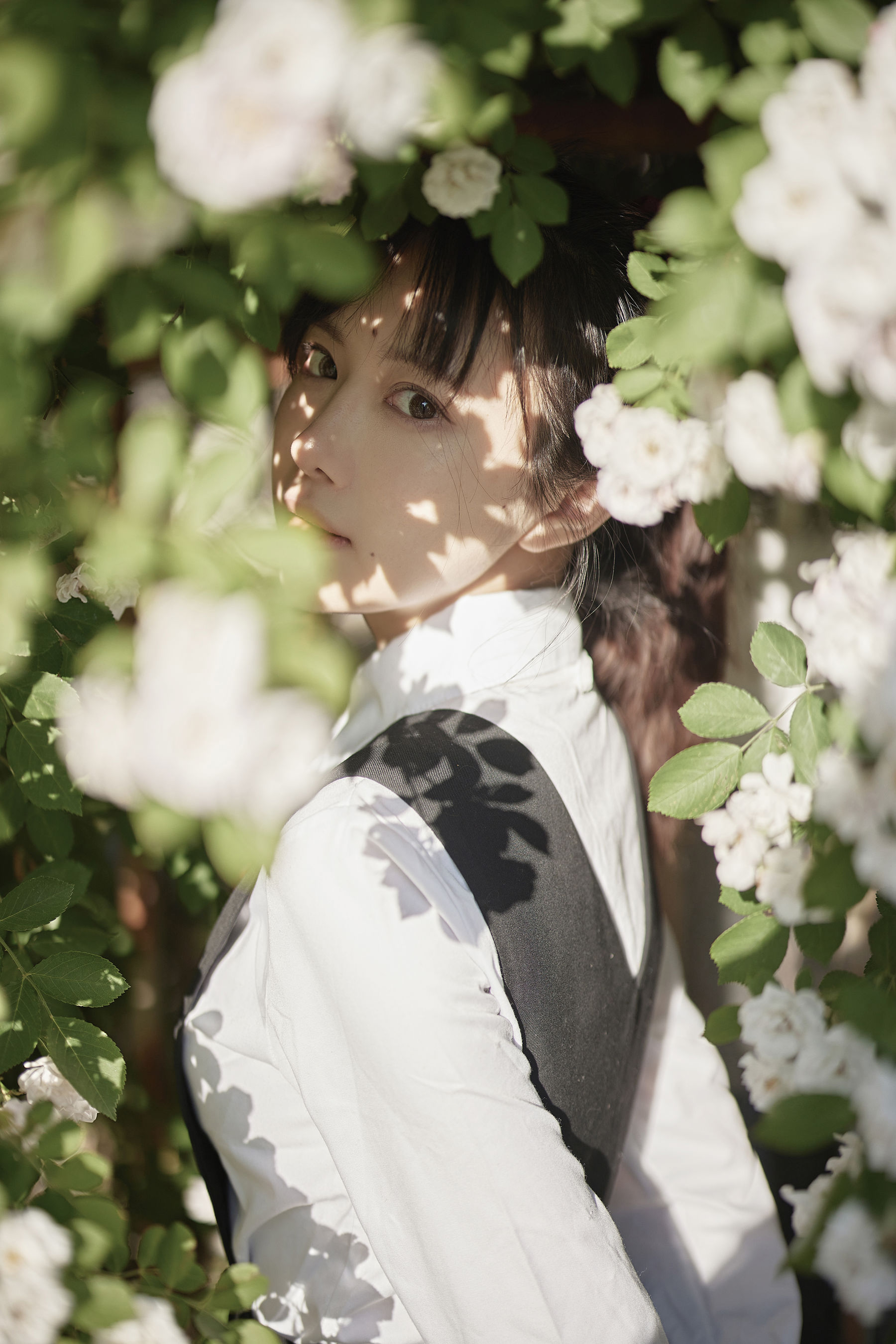 Shika小鹿鹿 – 蔷薇JK [14P] - 秀人网免费无水印在线套图写真