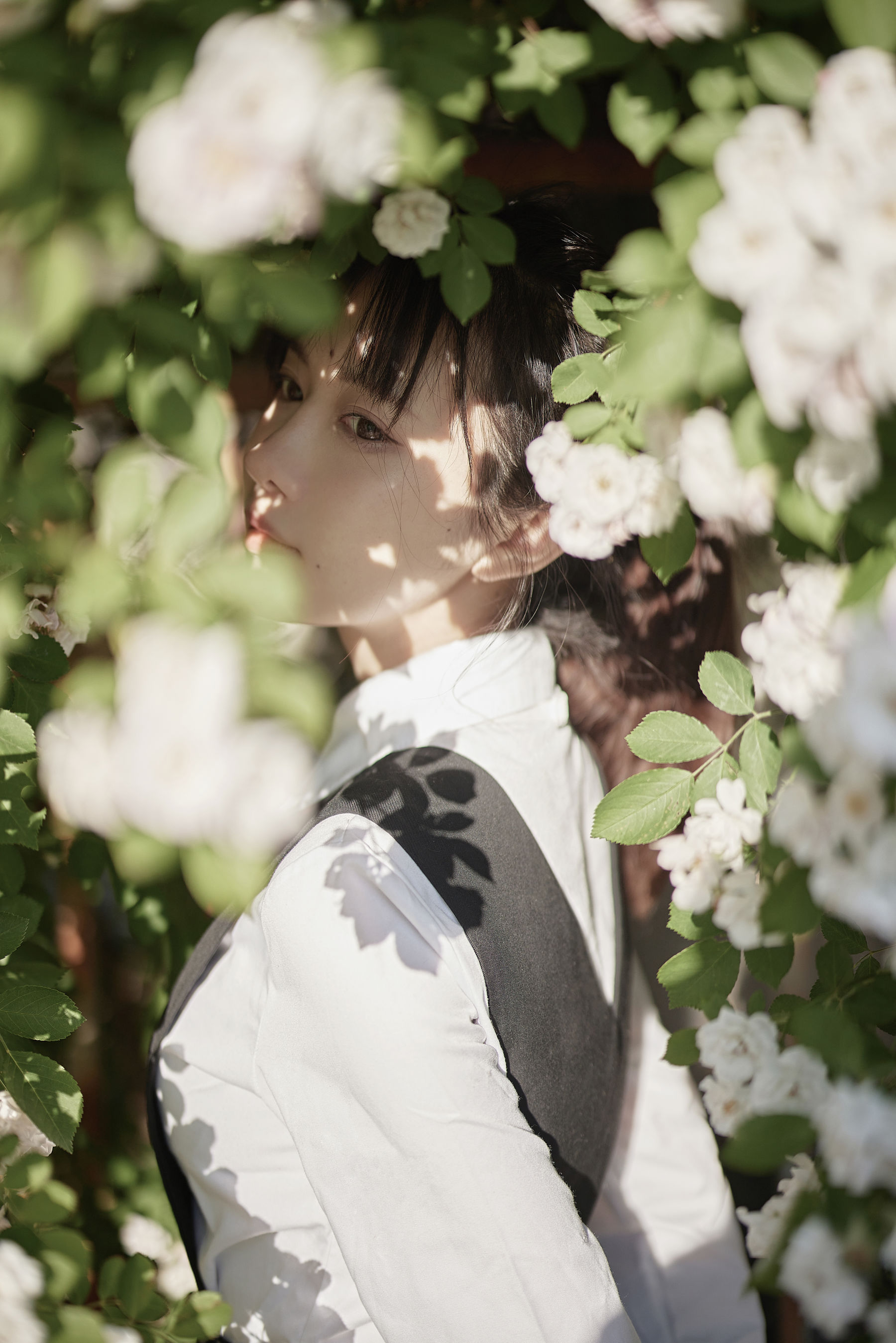 Shika小鹿鹿 – 蔷薇JK [14P] - 秀人网免费无水印在线套图写真