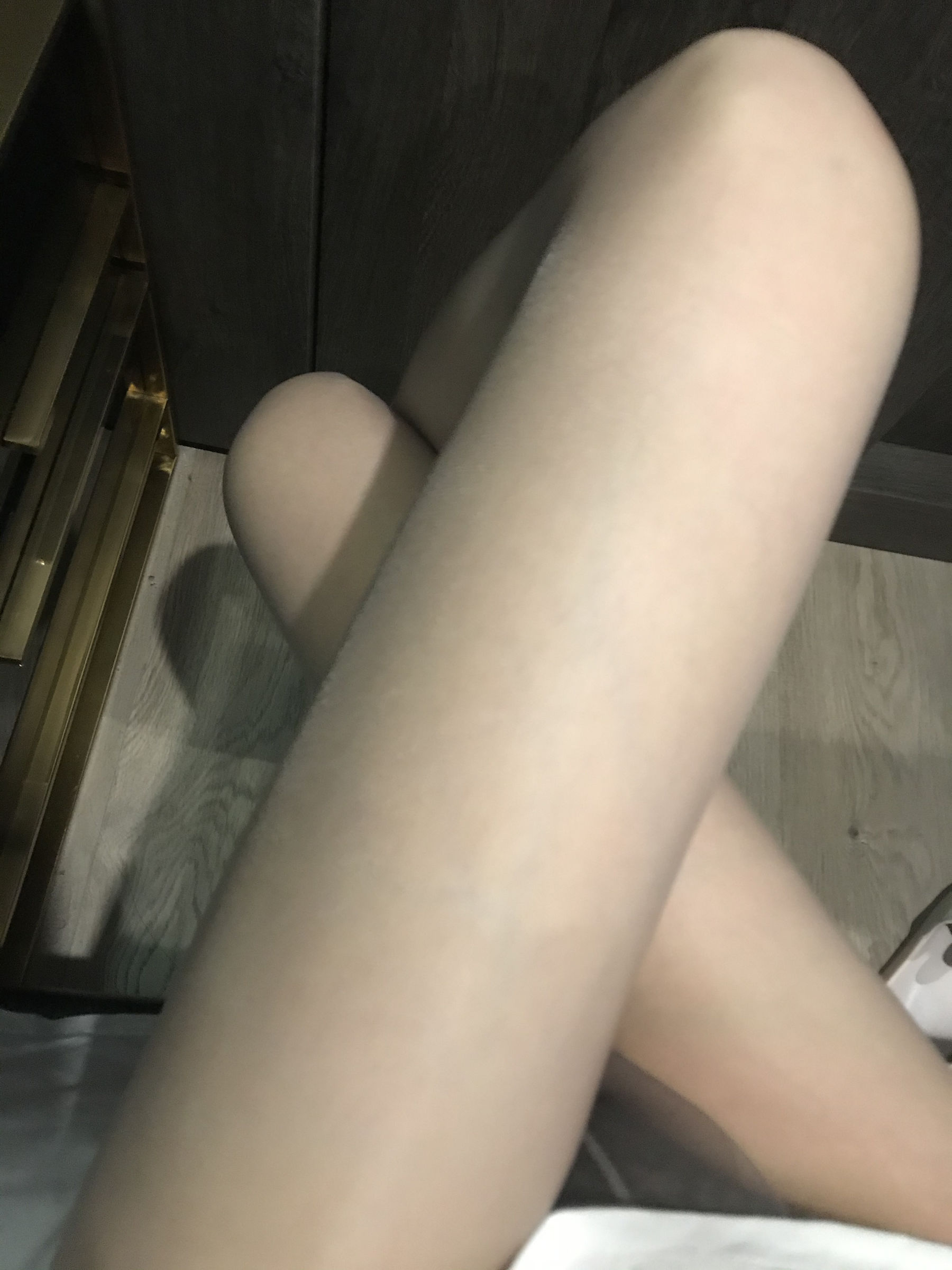 丝足博主麋鹿_Monroe 2020.07.25 小心思 [11P] - 秀人网免费无水印在线套图写真