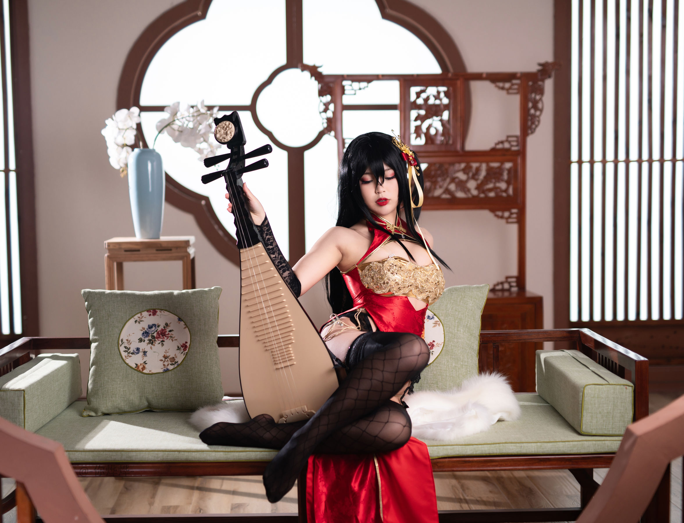 萌系小姐姐-白烨- 大凤旗袍 [63P] - 秀人网免费无水印在线套图写真