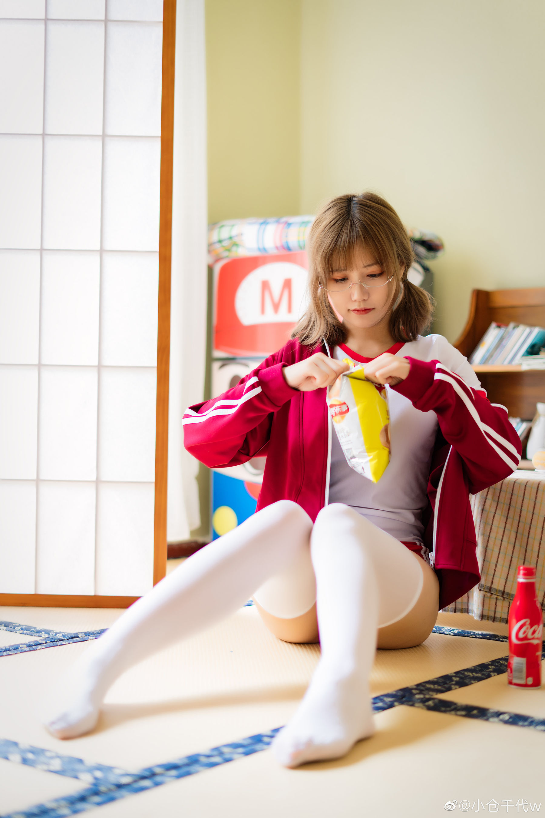 动漫博主小仓千代w – 运动服 [9P] - 秀人网免费无水印在线套图写真