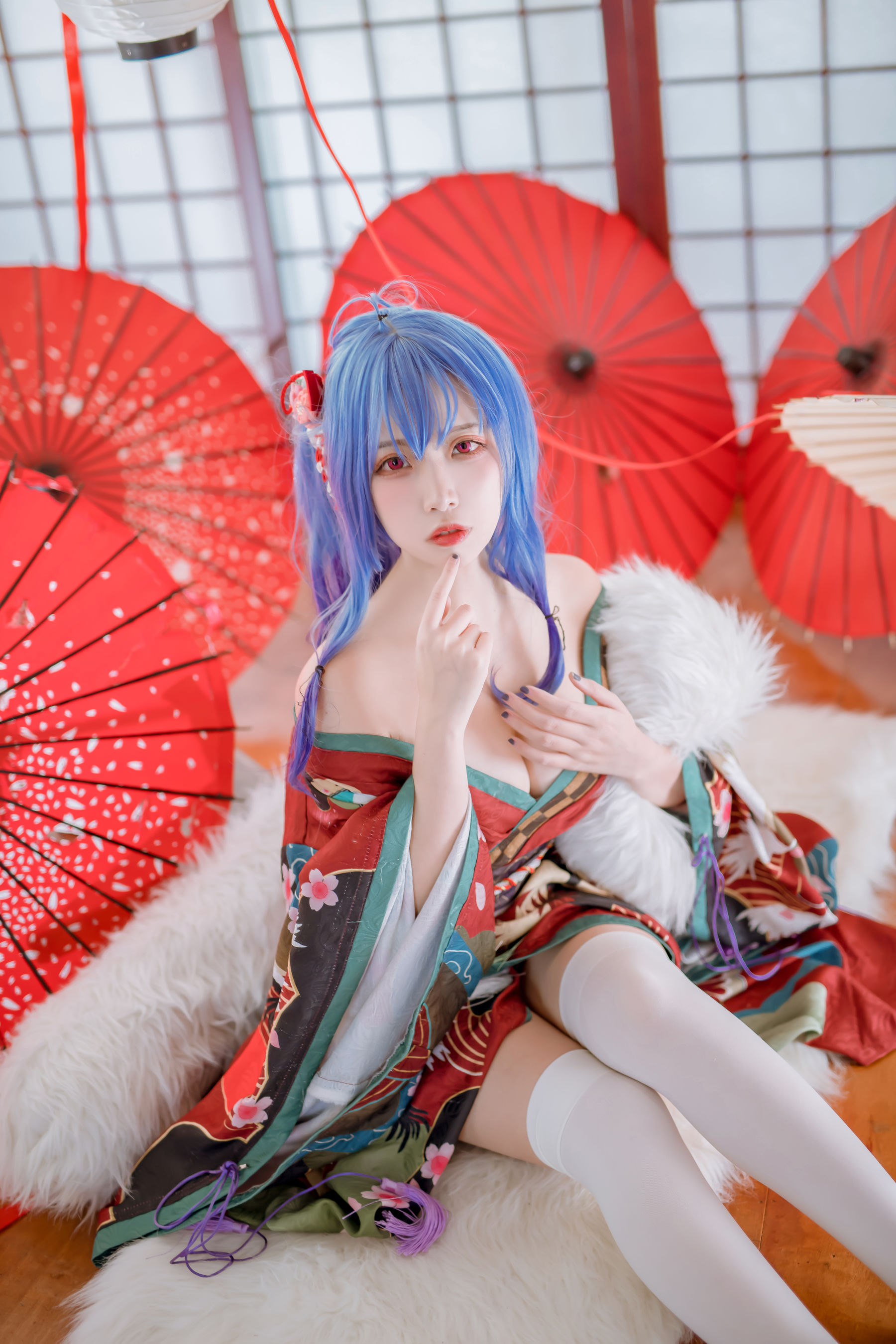 人气Coser二佐Nisa – 碧蓝 圣路易斯和服 [22P] - 秀人网免费无水印在线套图写真