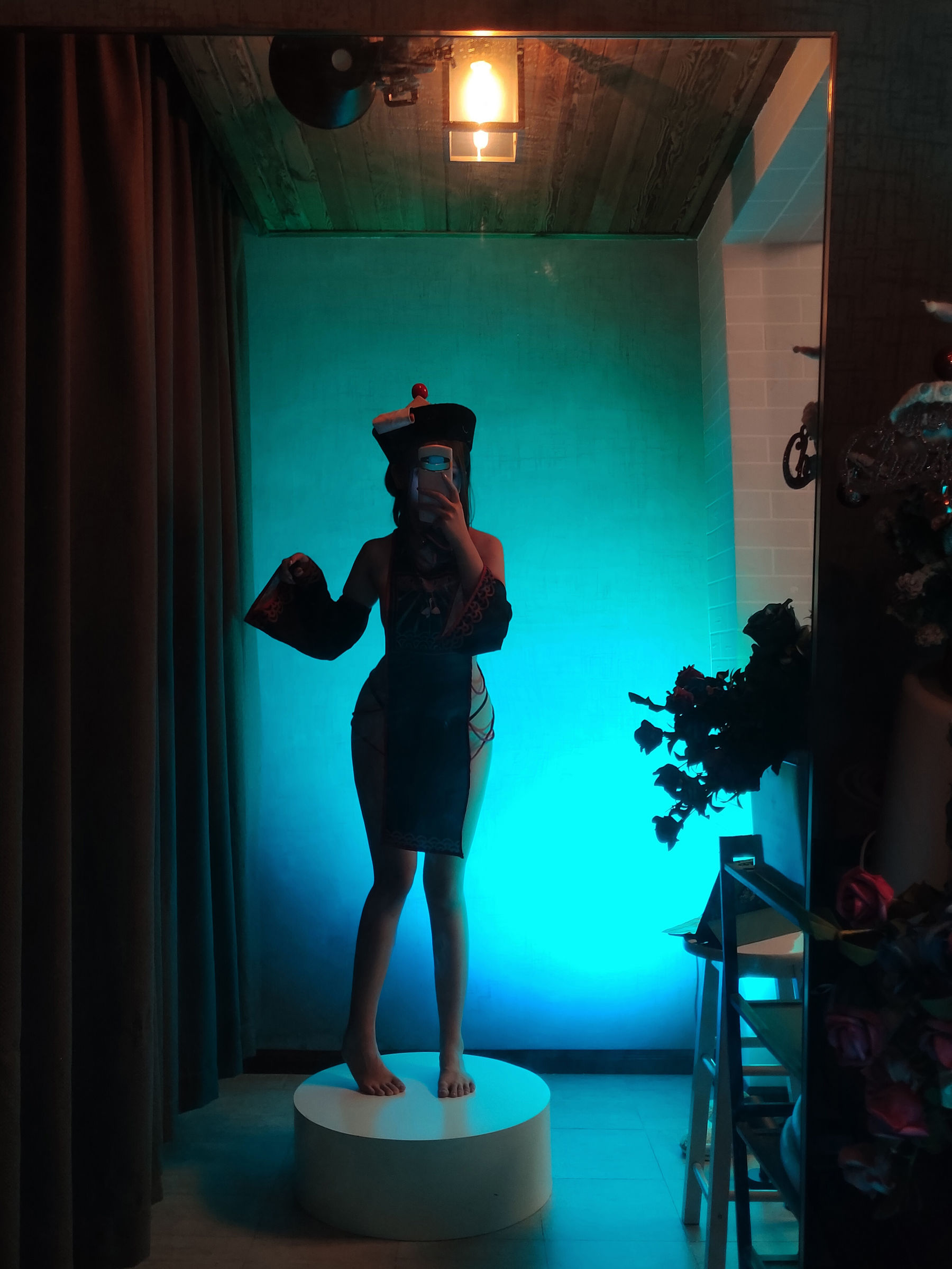 Cosplay日奈娇 – 万圣节 小僵尸 [40P] - 秀人网免费无水印在线套图写真