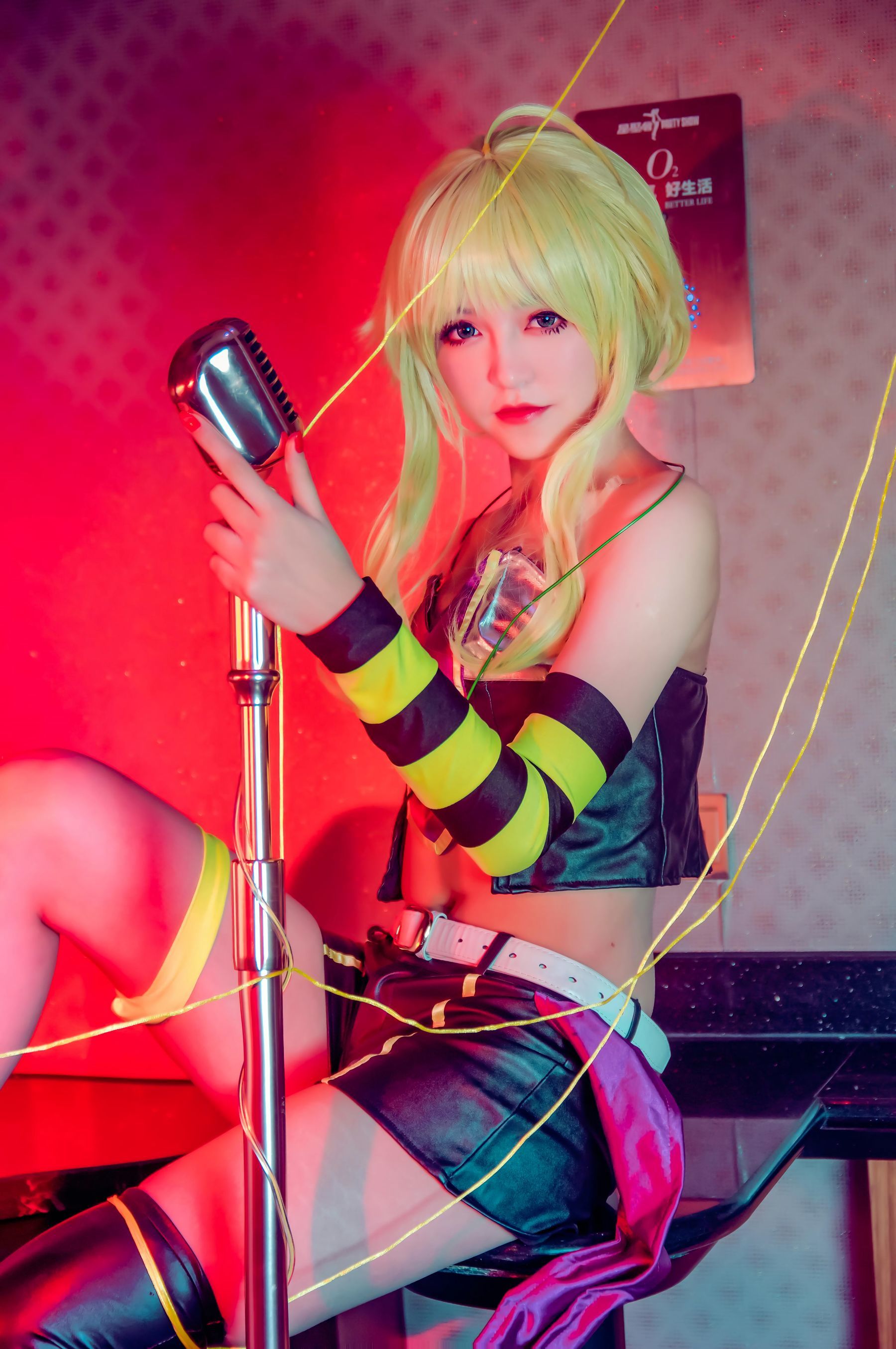 Coser__KETTOE – V家 GUMI [10P] - 秀人网免费无水印在线套图写真