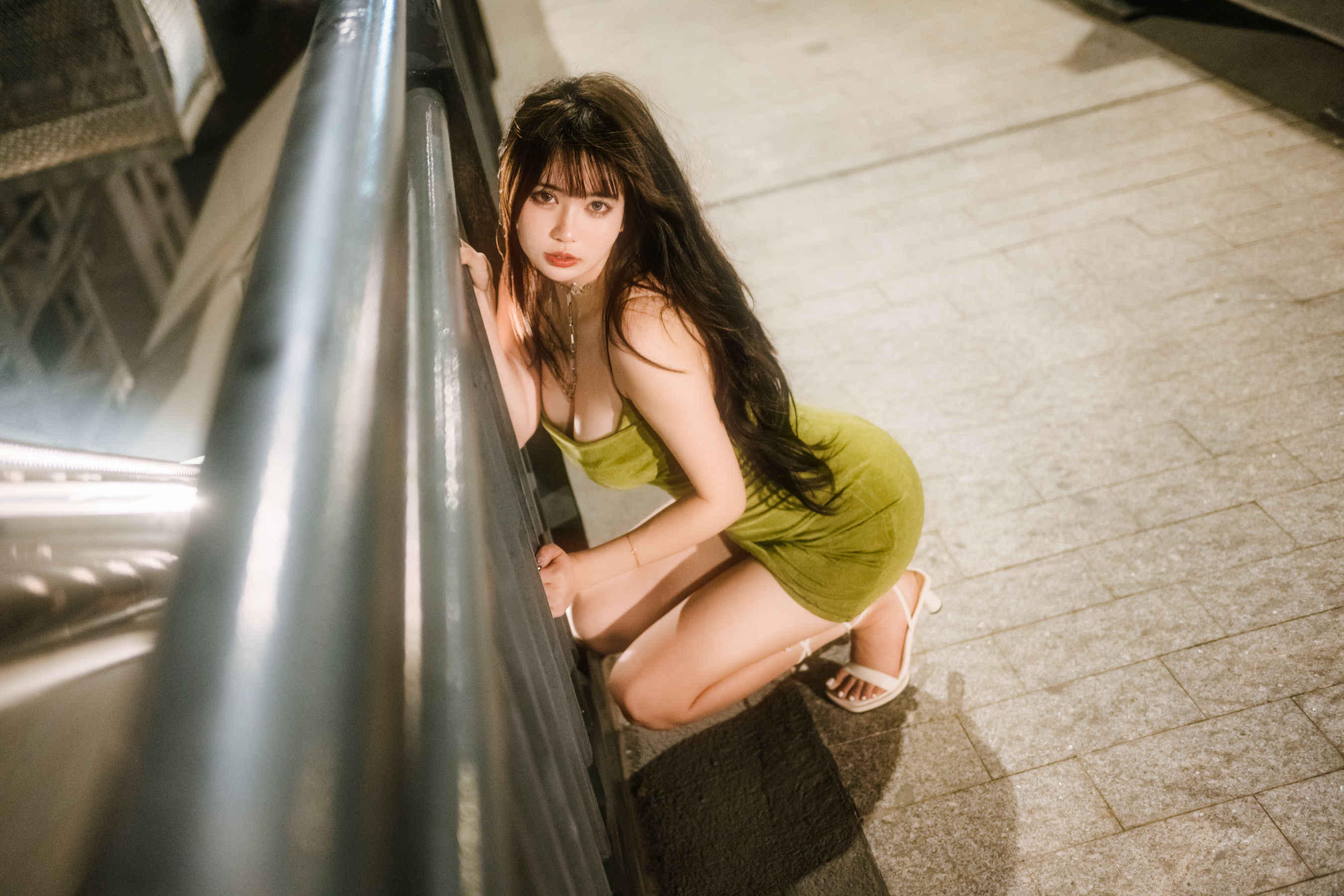 Tina很妖孽呀 – 绿色连衣裙 [35P] - 秀人网免费无水印在线套图写真