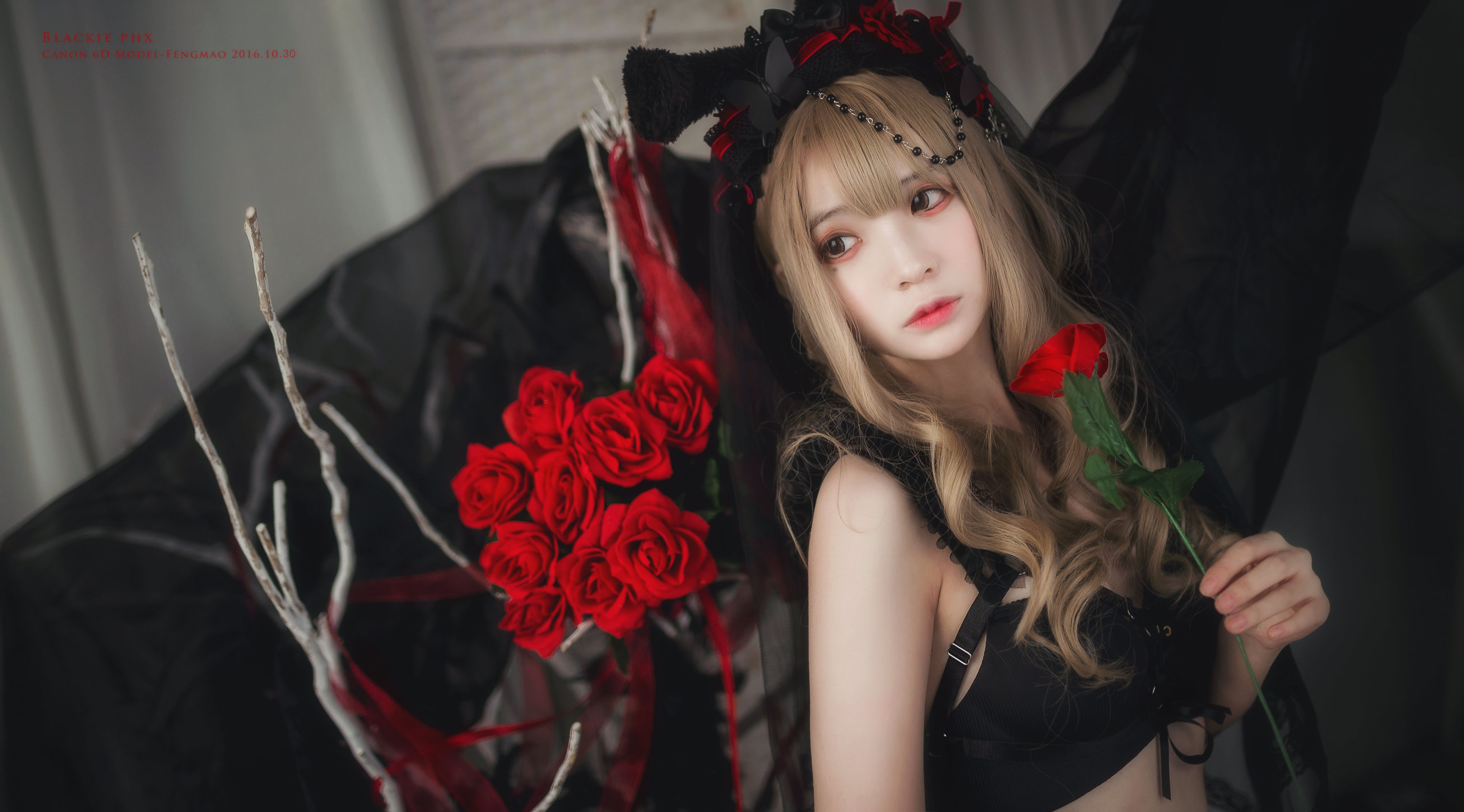 [Cosplay写真] 疯猫ss – 黑色玫瑰 [20P] - 秀人网免费无水印在线套图写真