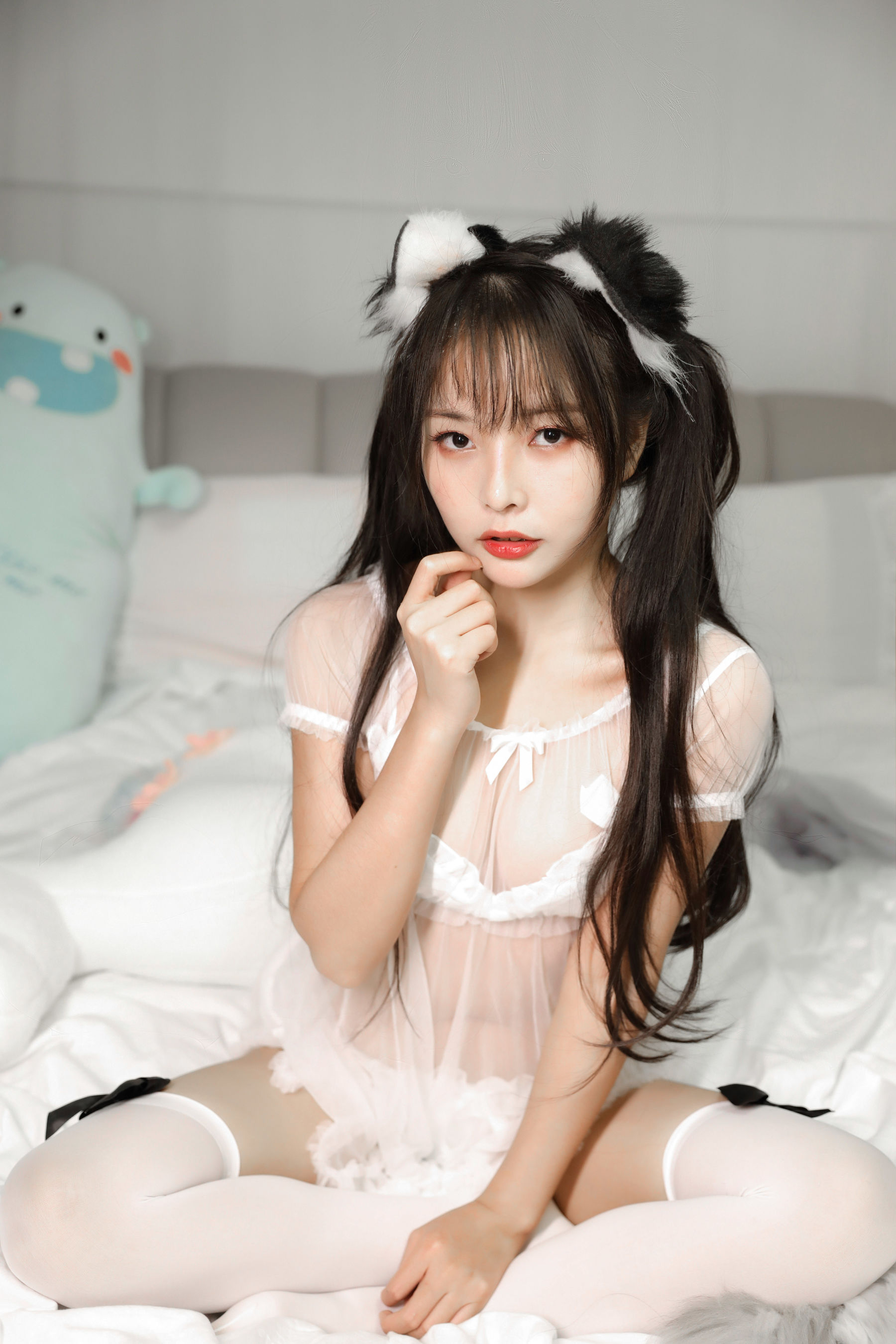 [Cosplay写真] 苏嫣嫣阿姨 – 白色猫耳头饰 [10P] - 秀人网免费无水印在线套图写真