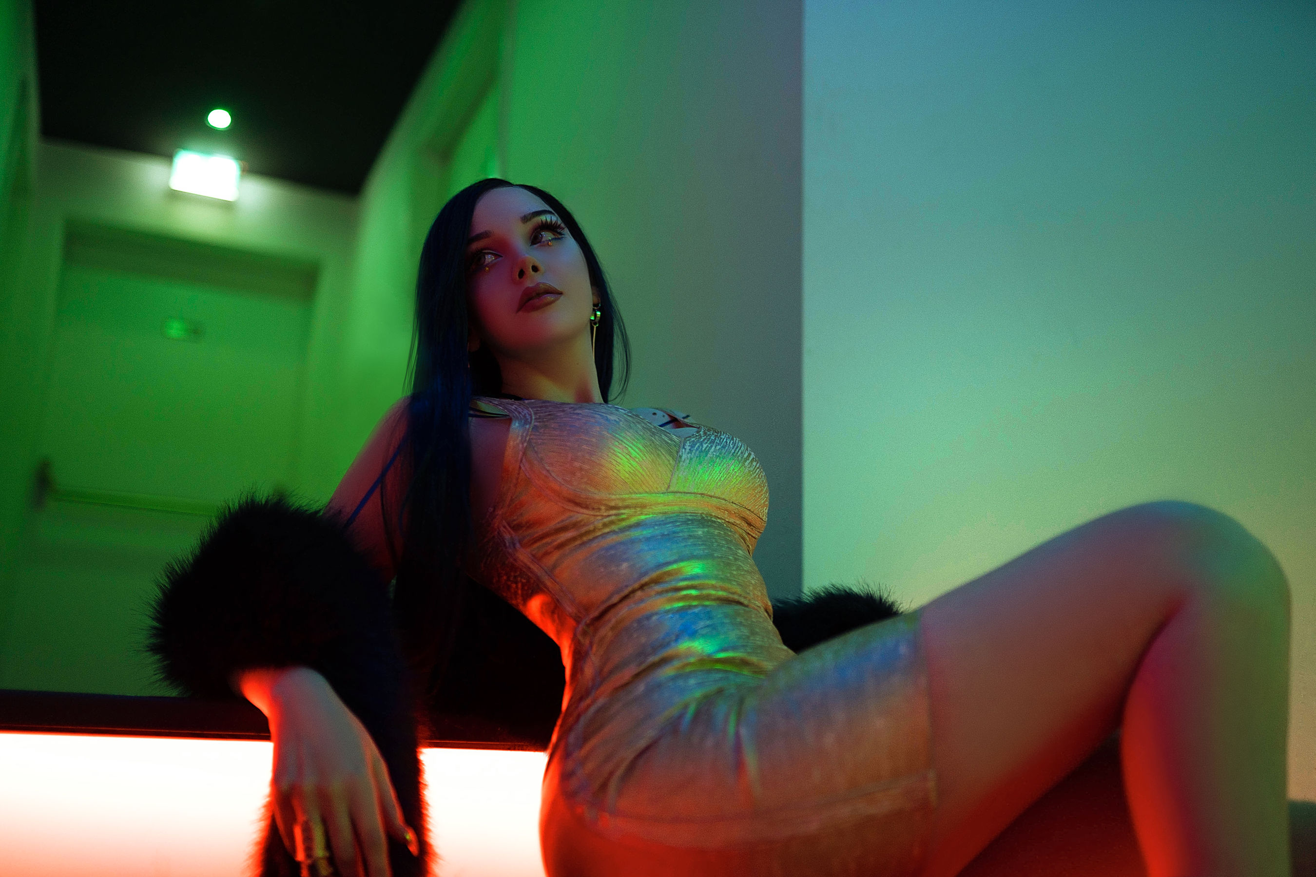 国外美女SayaTheFox – Cyberpunk Dress [15P] - 秀人网免费无水印在线套图写真