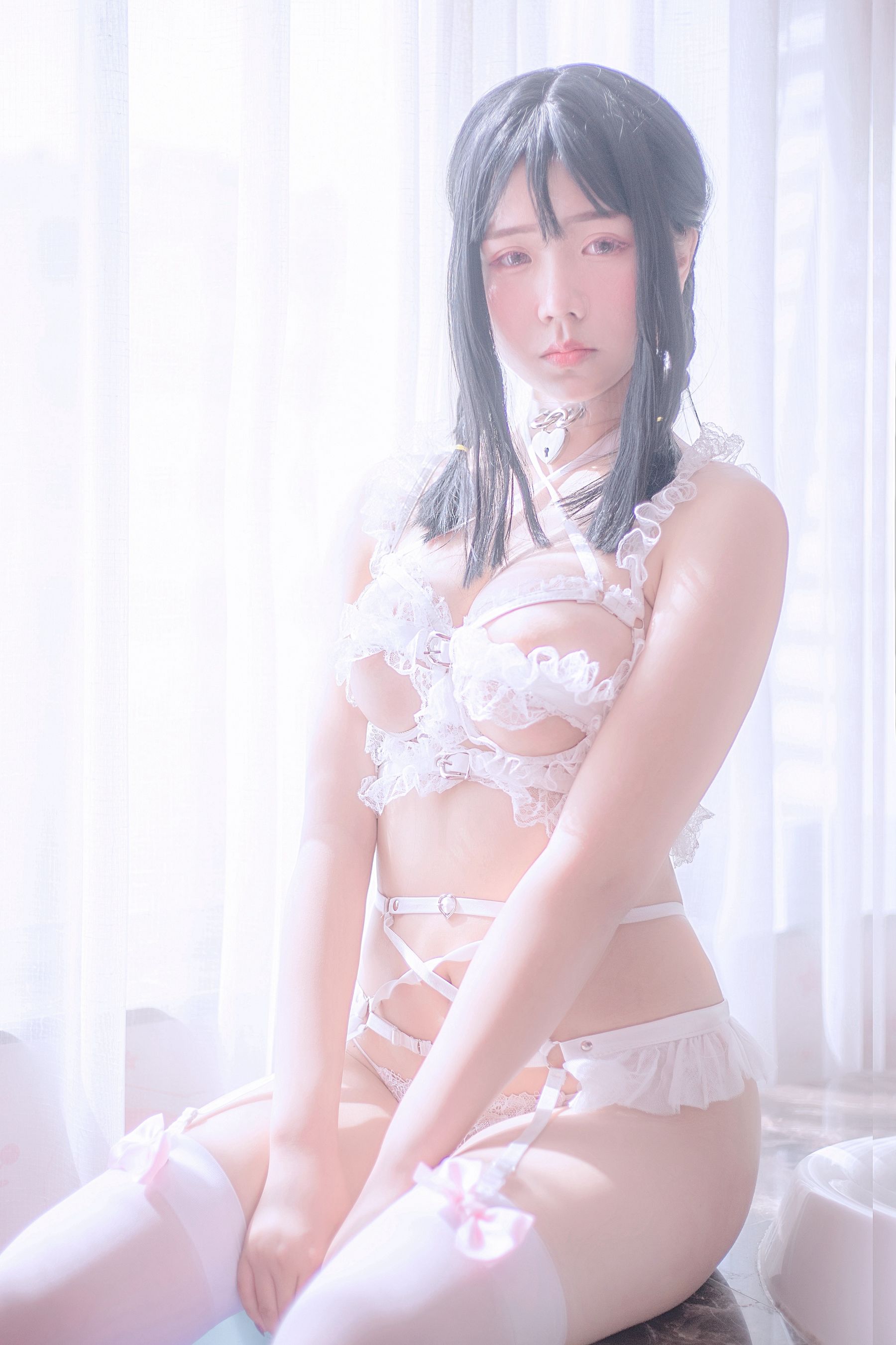 微博妹子 汐 – 束缚 [46P] - 秀人网免费无水印在线套图写真