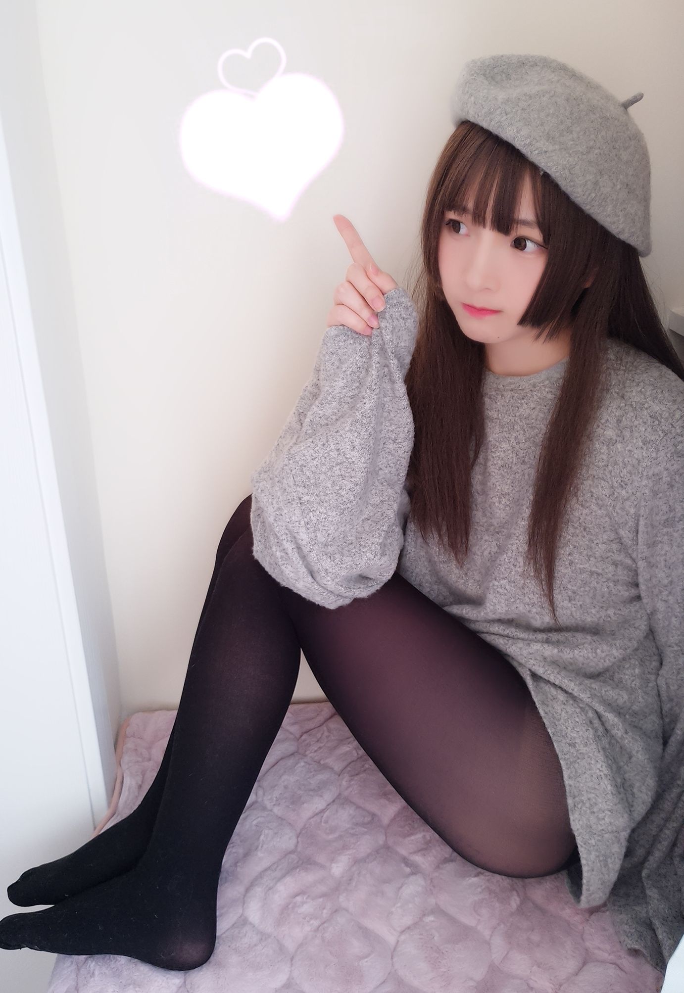 二次元美女古川kagura 鲨鱼画家 [15P] - 秀人网免费无水印在线套图写真