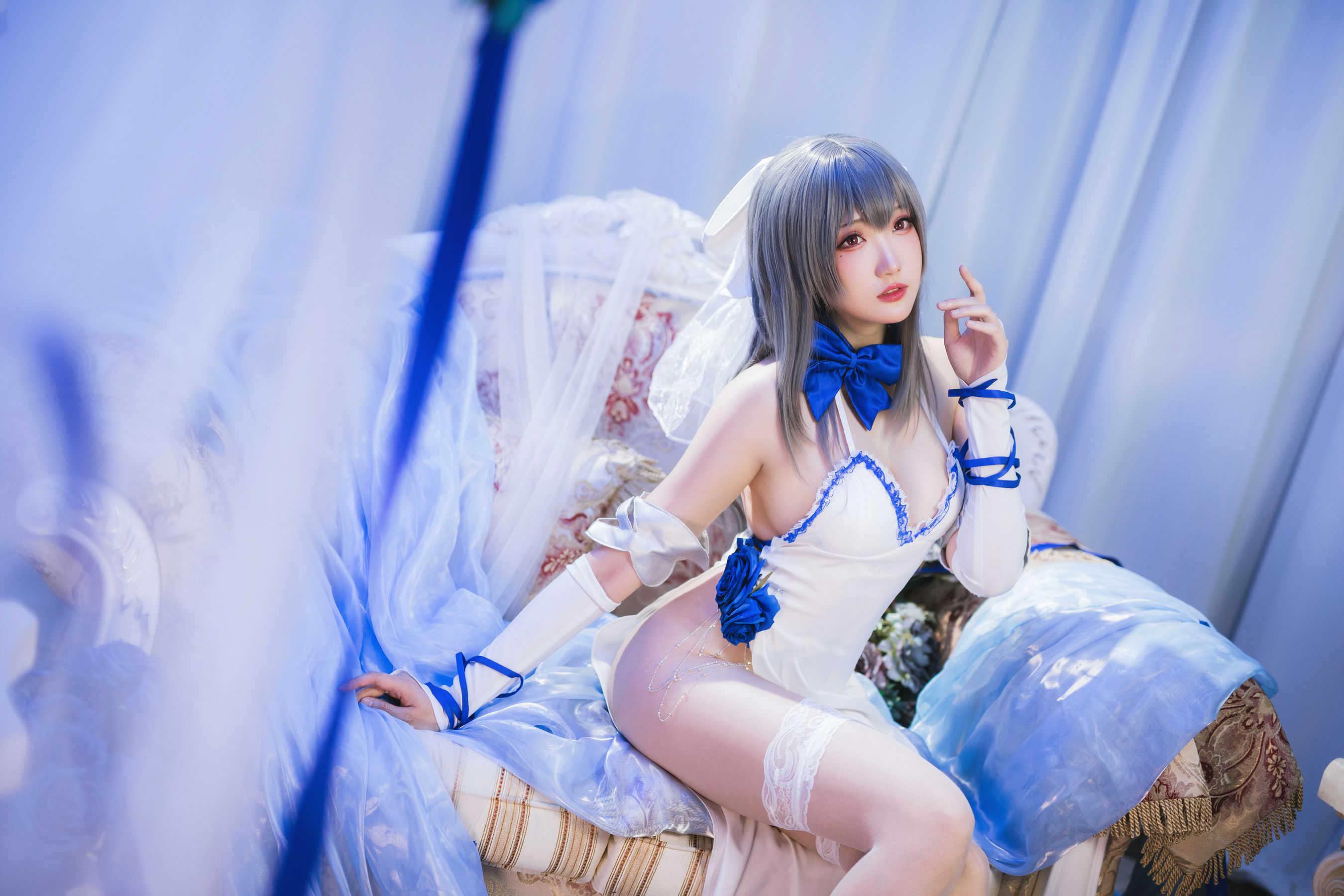 Coser瓜希酱福利 – 路易九世礼服 [22P] - 秀人网免费无水印在线套图写真