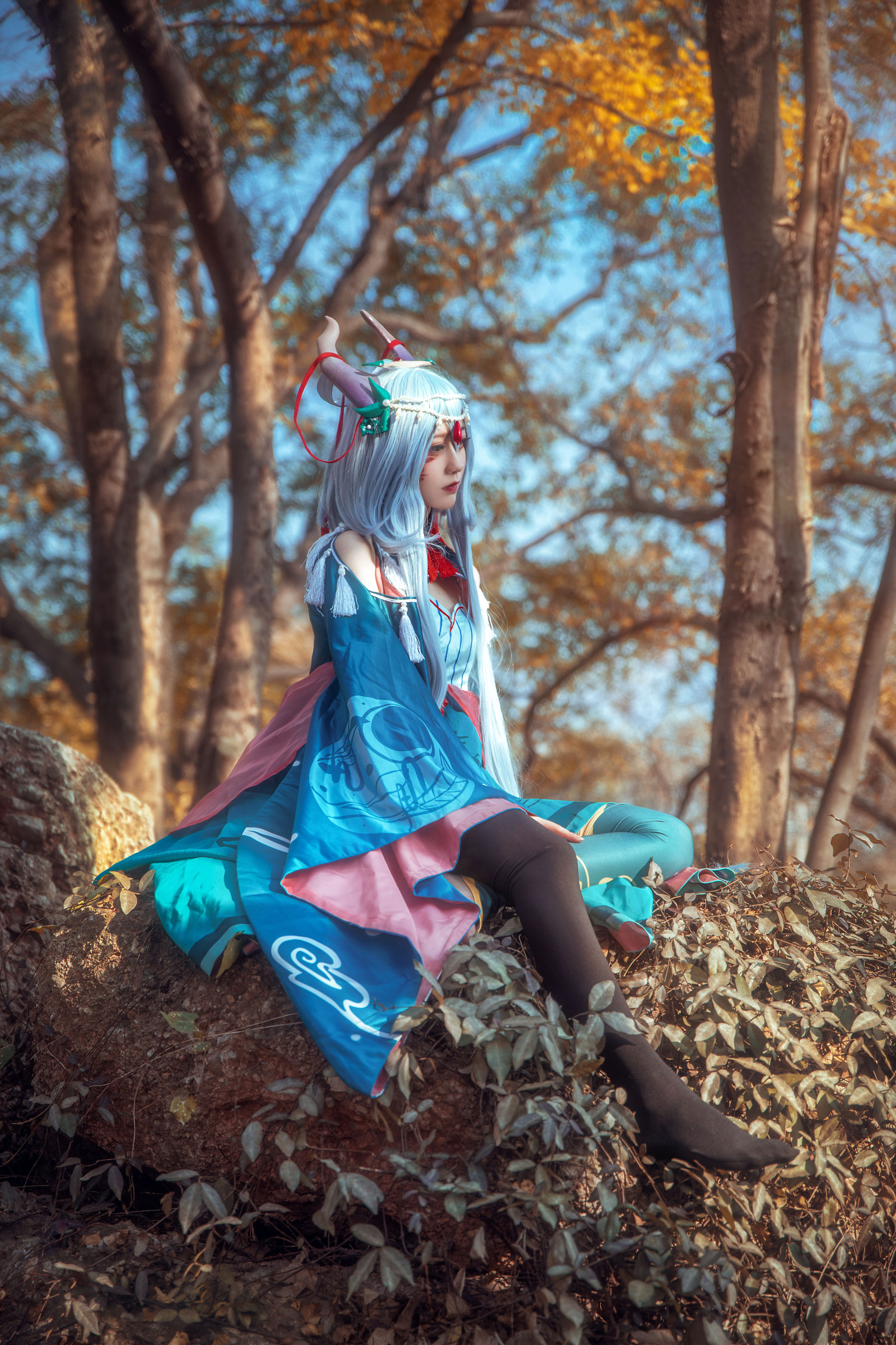 [Cosplay写真] 动漫博主弦音sic – 洛天依 上古神話 [9P] - 秀人网免费无水印在线套图写真