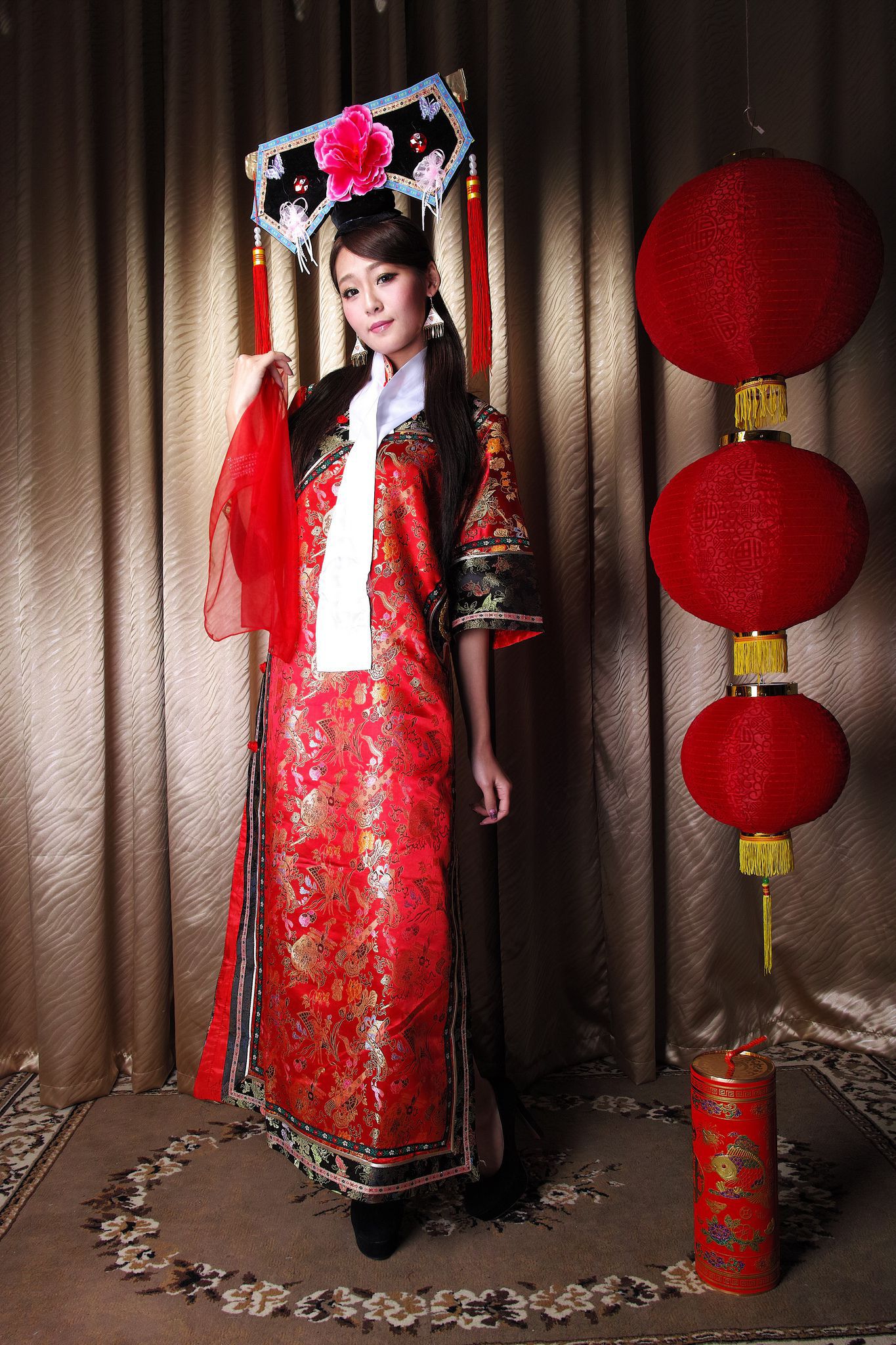 Winnie小雪、小羽《新春拜年 甄嬛格格》 [67P] - 秀人网免费无水印在线套图写真