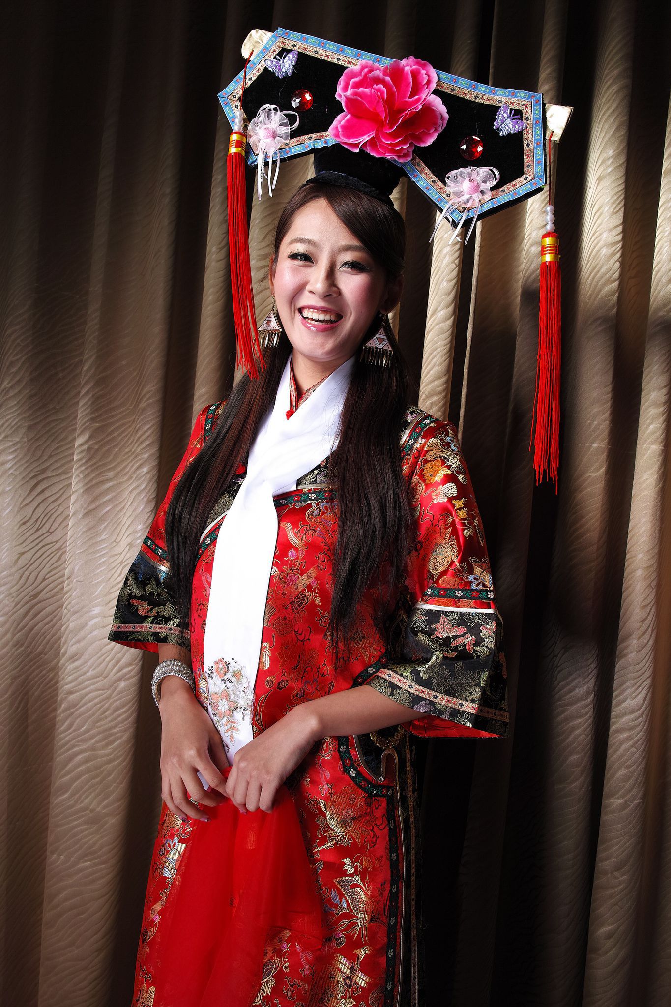 Winnie小雪、小羽《新春拜年 甄嬛格格》 [67P] - 秀人网免费无水印在线套图写真