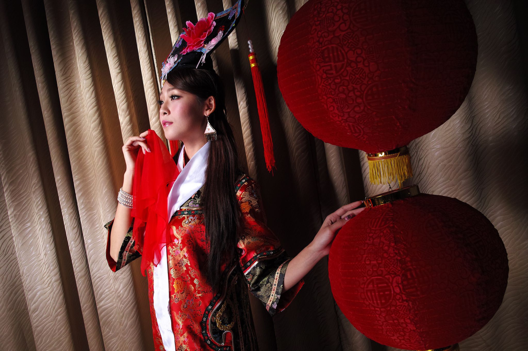 Winnie小雪、小羽《新春拜年 甄嬛格格》 [67P] - 秀人网免费无水印在线套图写真