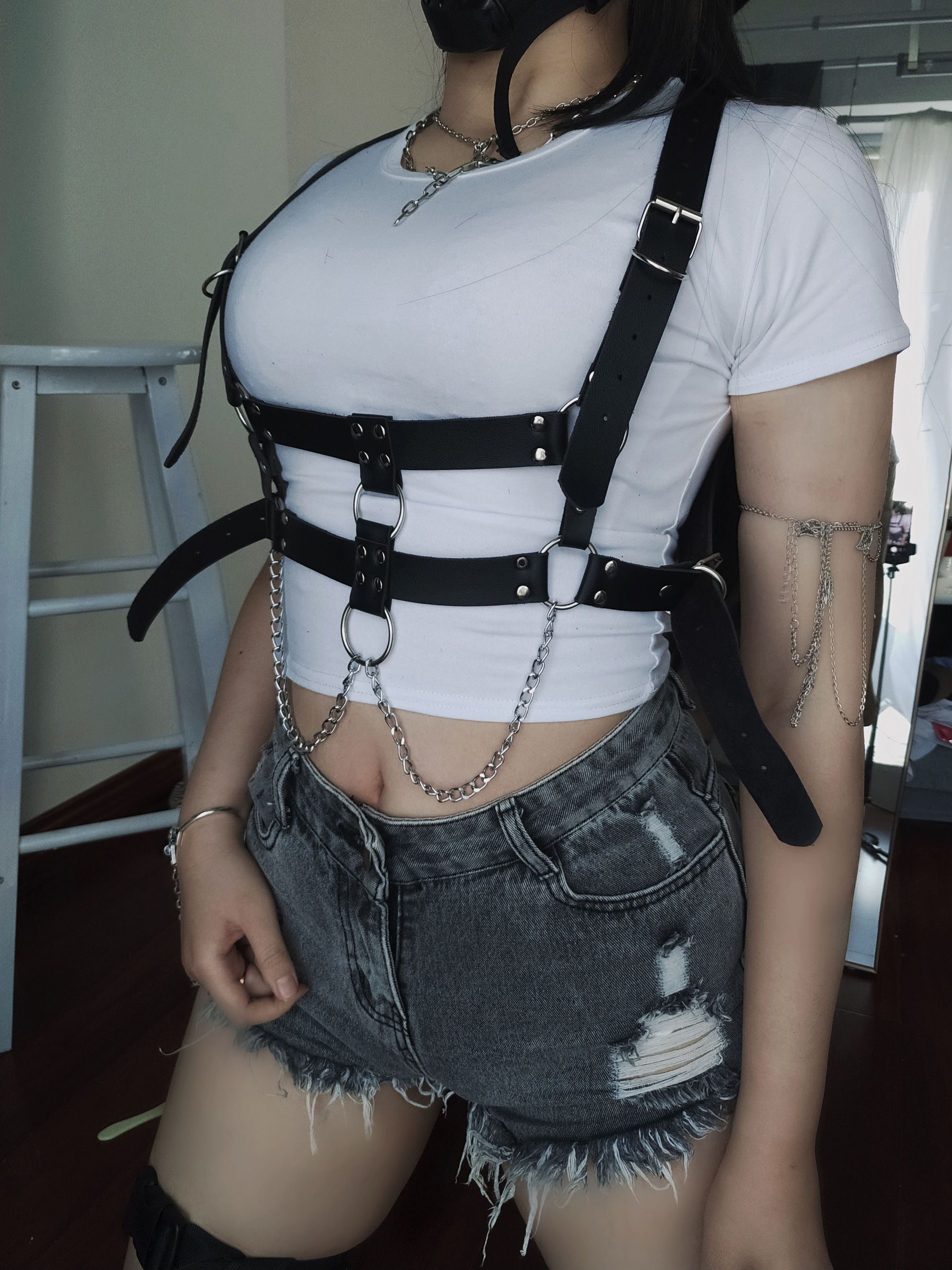 小容仔咕咕咕 – 白T [20P] - 秀人网免费无水印在线套图写真