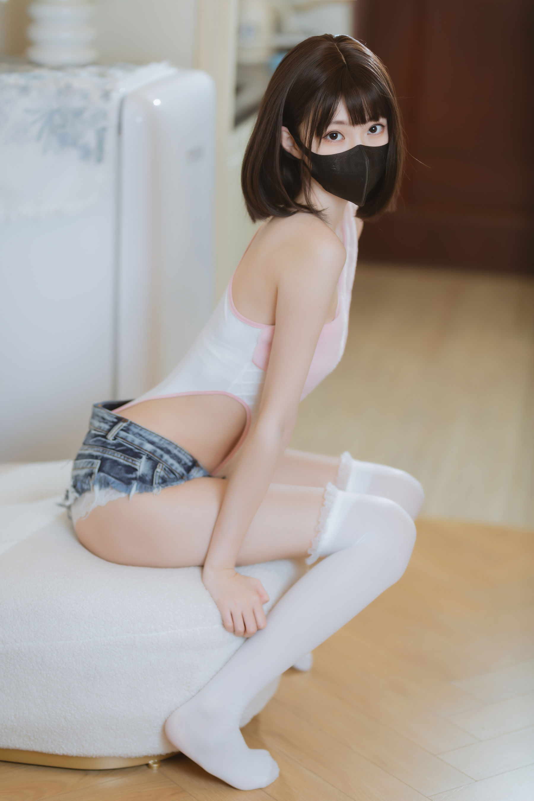 许岚(叁月life) – 冰淇淋 [40P] - 秀人网免费无水印在线套图写真