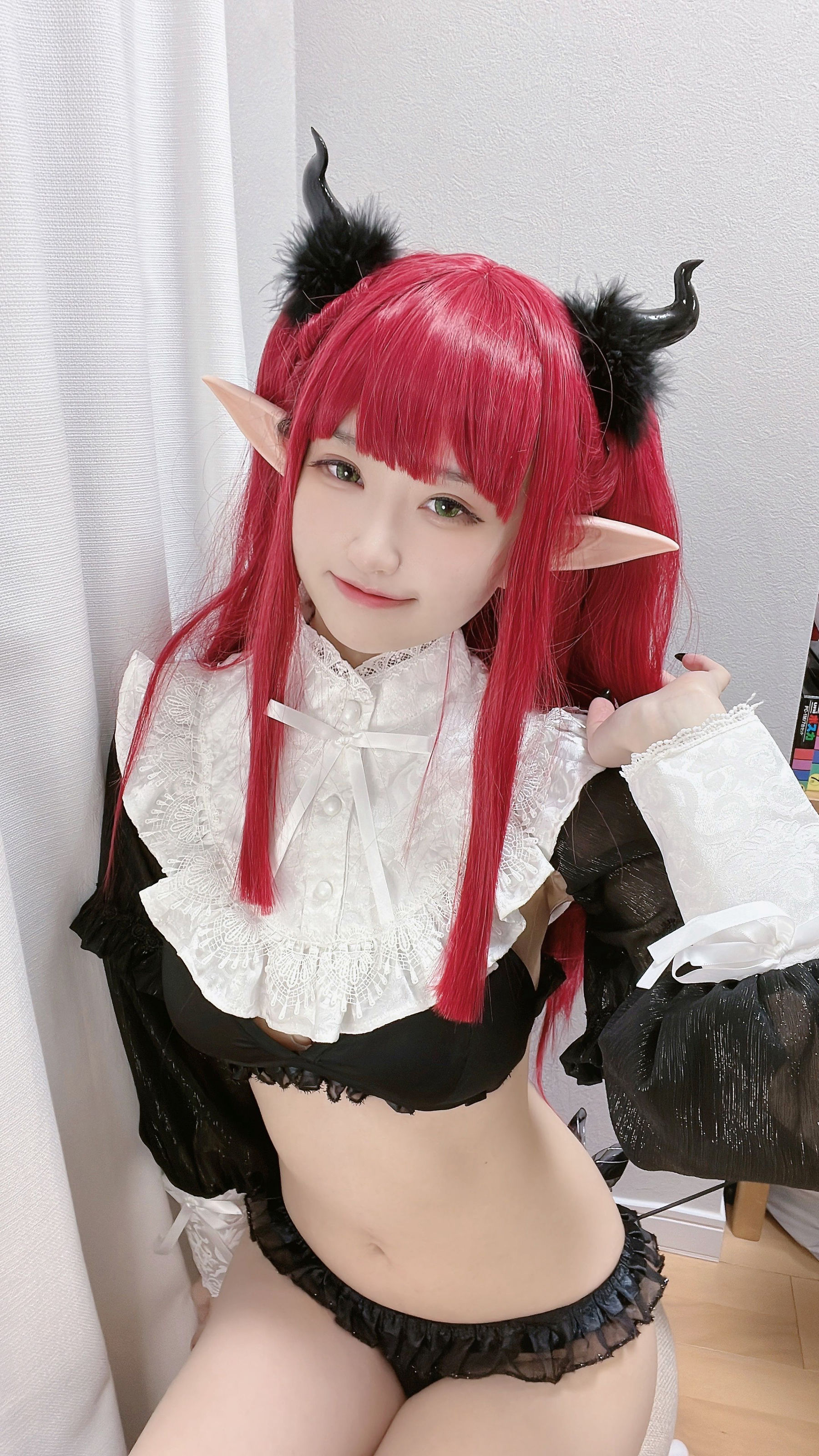 千阳(ちよ) – 利兹小恶魔 [19P] - 秀人网免费无水印在线套图写真