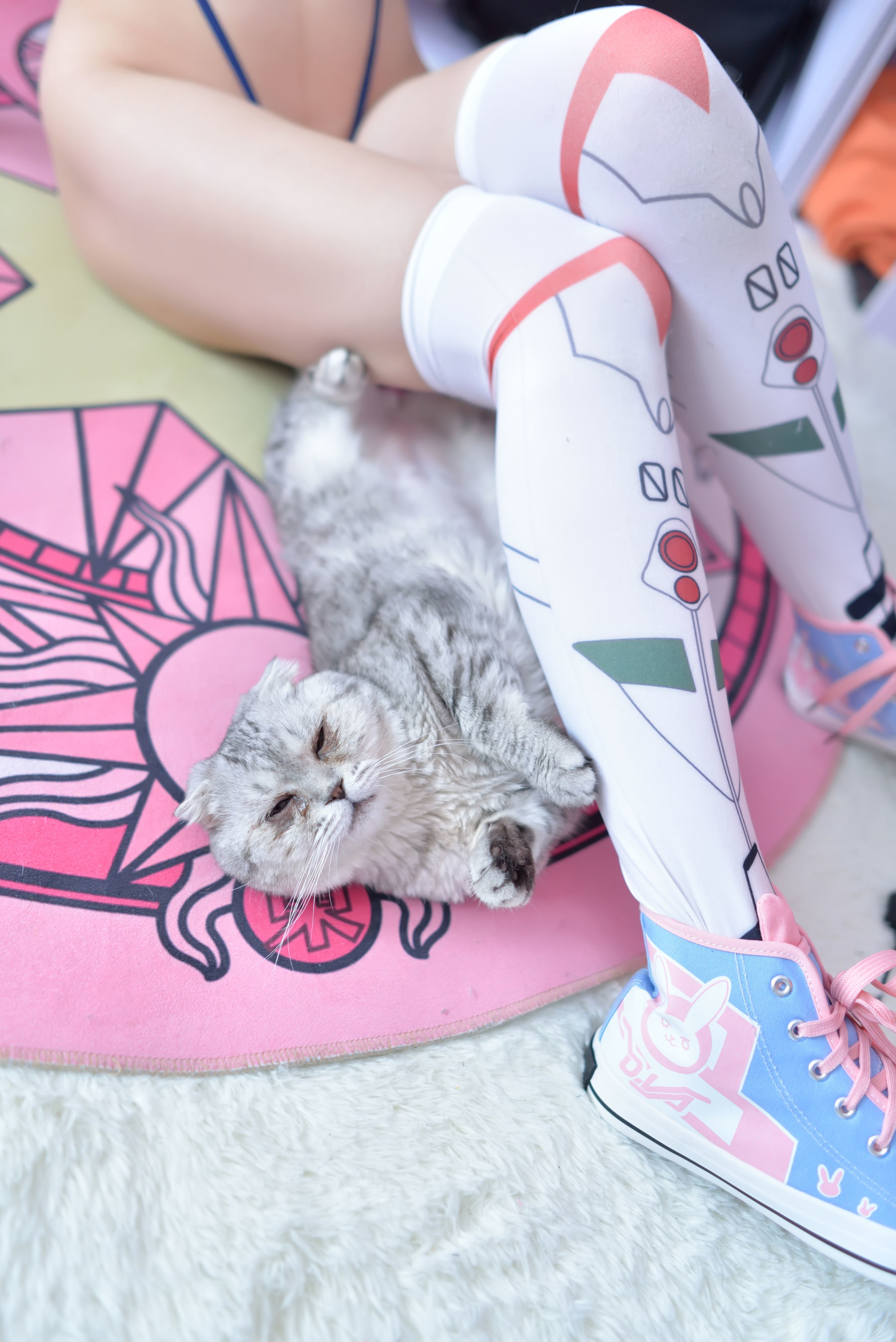 [萝莉COS] NAGISA魔物喵 VOL.001 小彩蛋~ [38P] - 秀人网免费无水印在线套图写真