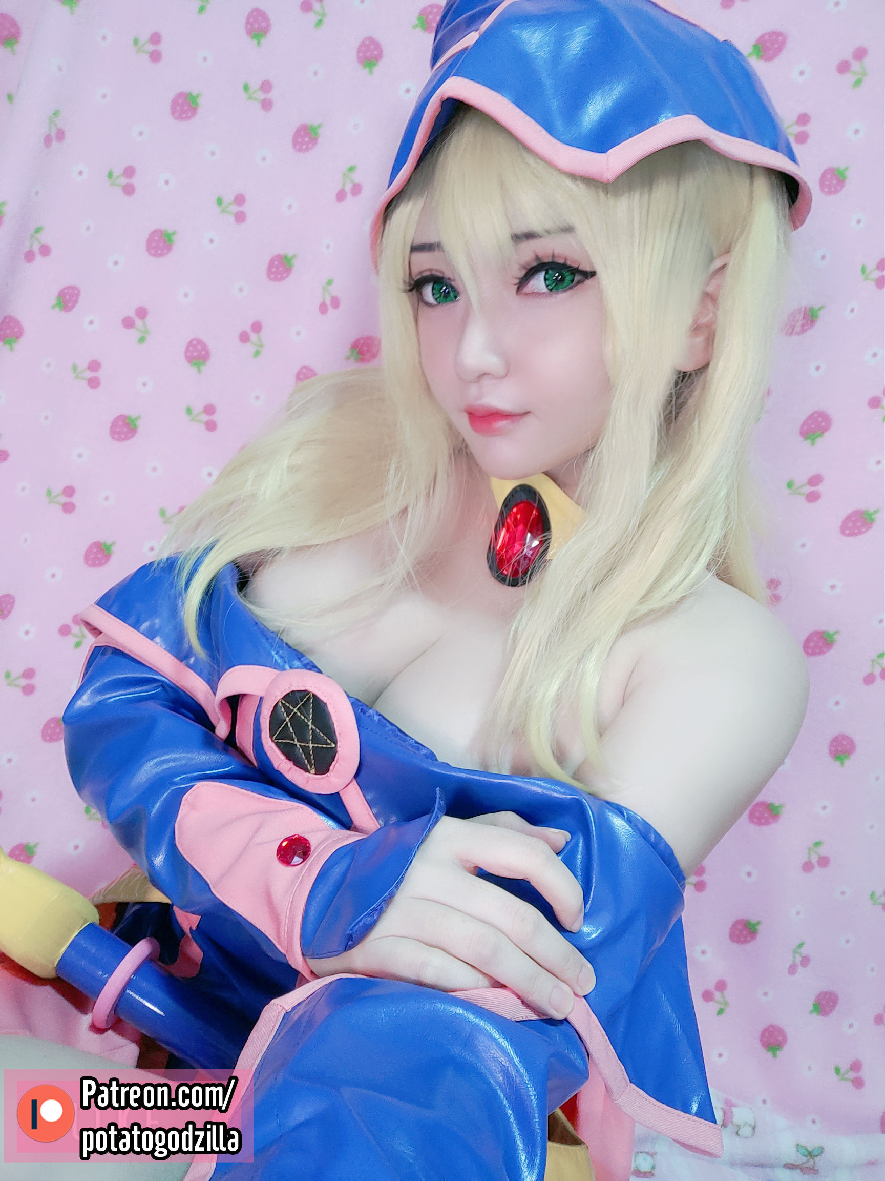 Coser小姐姐Potato Godzilla – Dark Magician Girl [30P] - 秀人网免费无水印在线套图写真