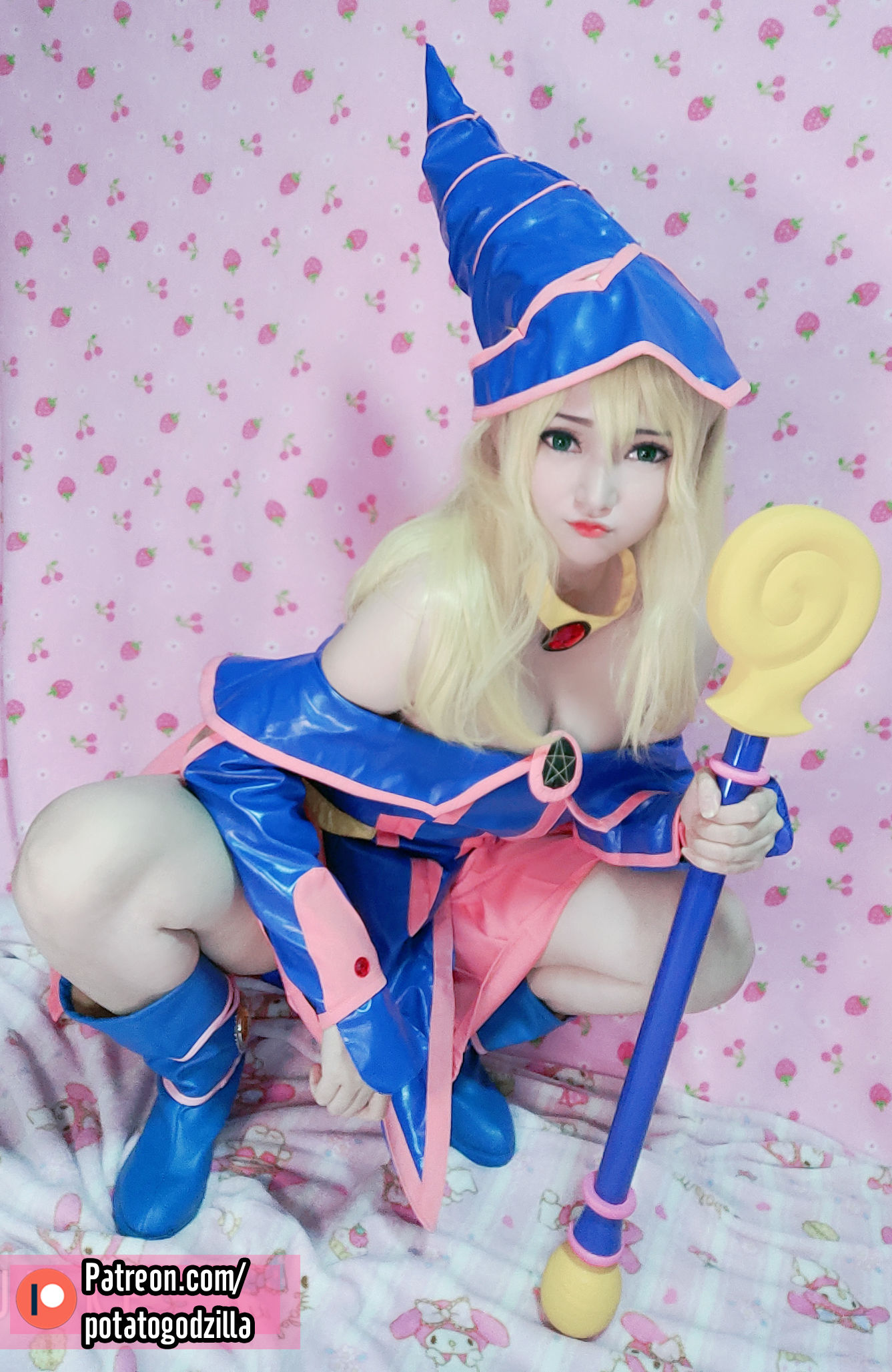 Coser小姐姐Potato Godzilla – Dark Magician Girl [30P] - 秀人网免费无水印在线套图写真