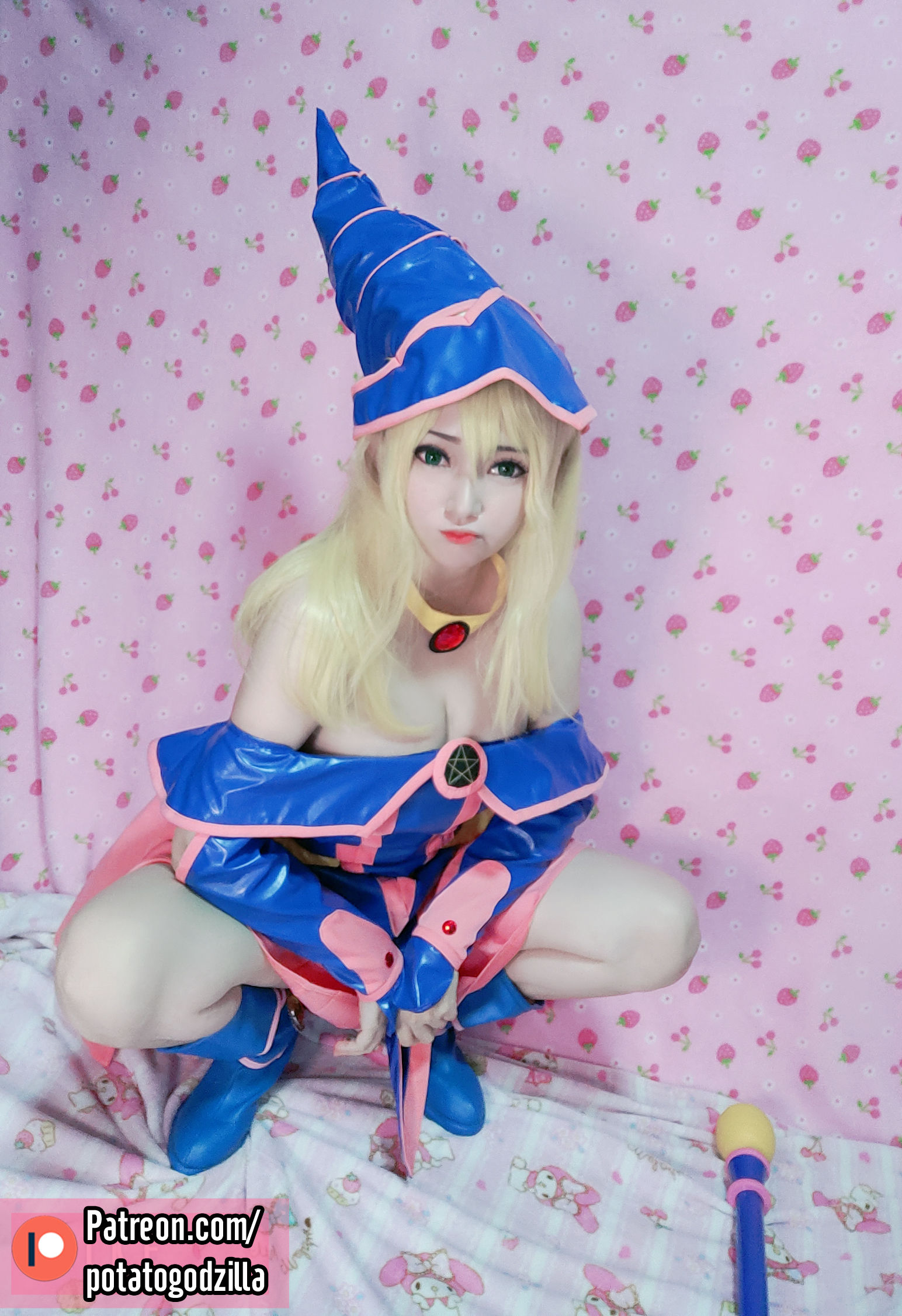 Coser小姐姐Potato Godzilla – Dark Magician Girl [30P] - 秀人网免费无水印在线套图写真