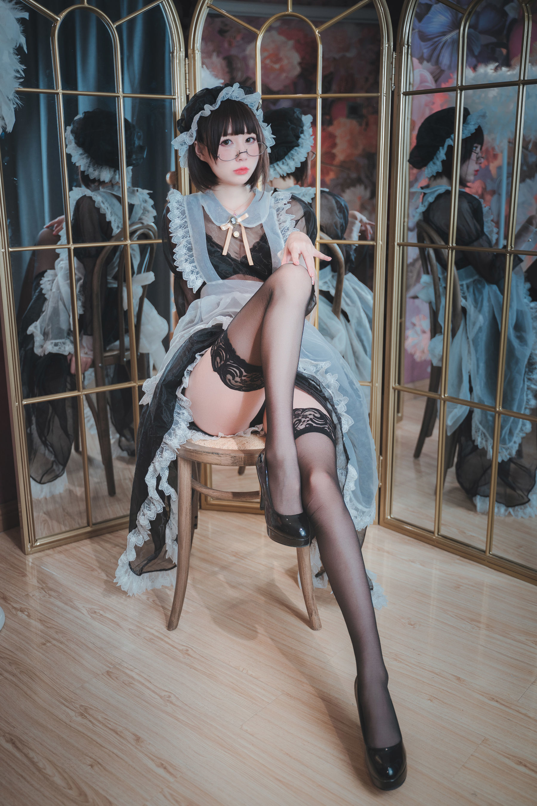 西园寺南歌 – 透明女仆 [50P] - 秀人网免费无水印在线套图写真