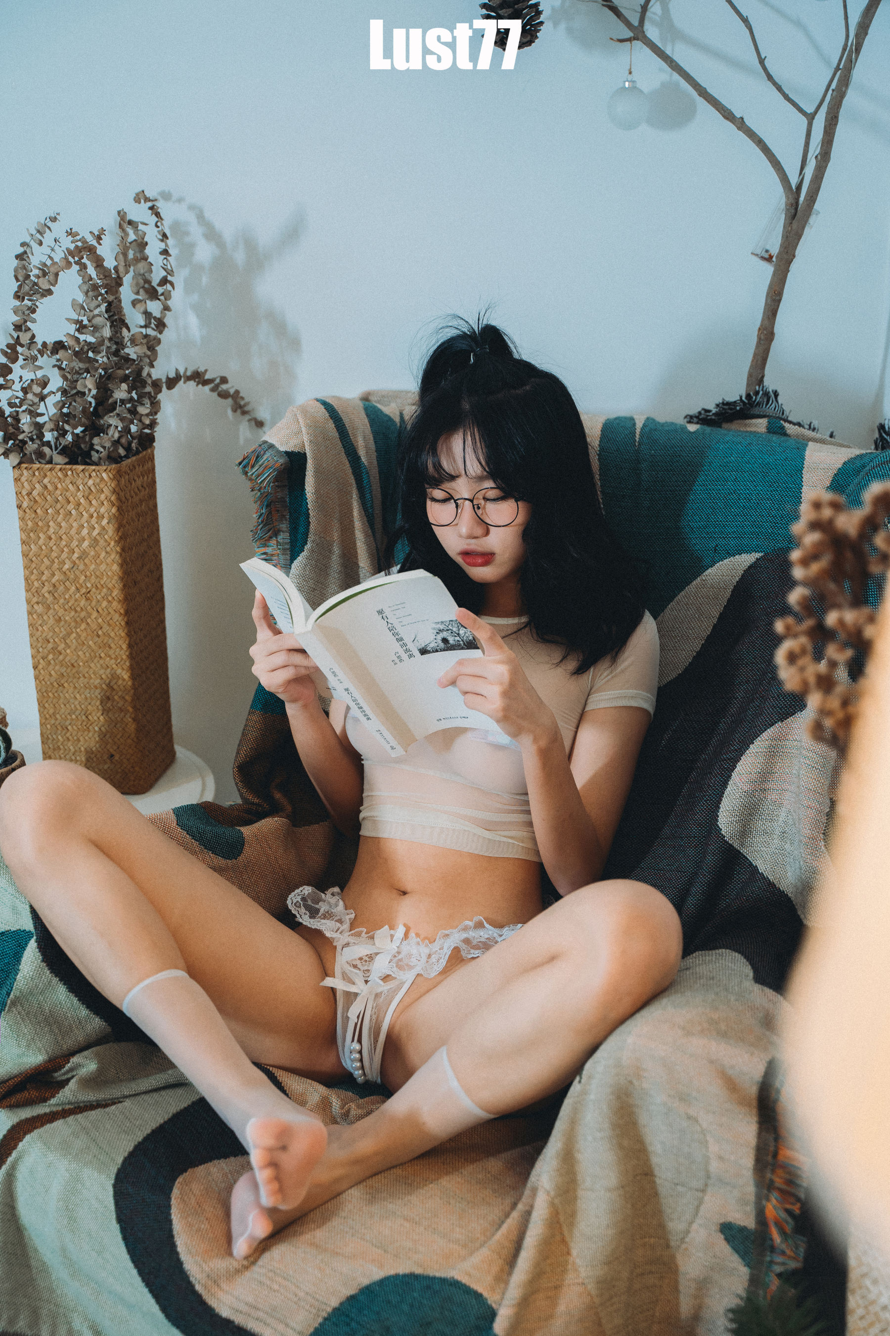 动漫博主柒柒要乖哦 – 少女记实录 [76P] - 秀人网免费无水印在线套图写真