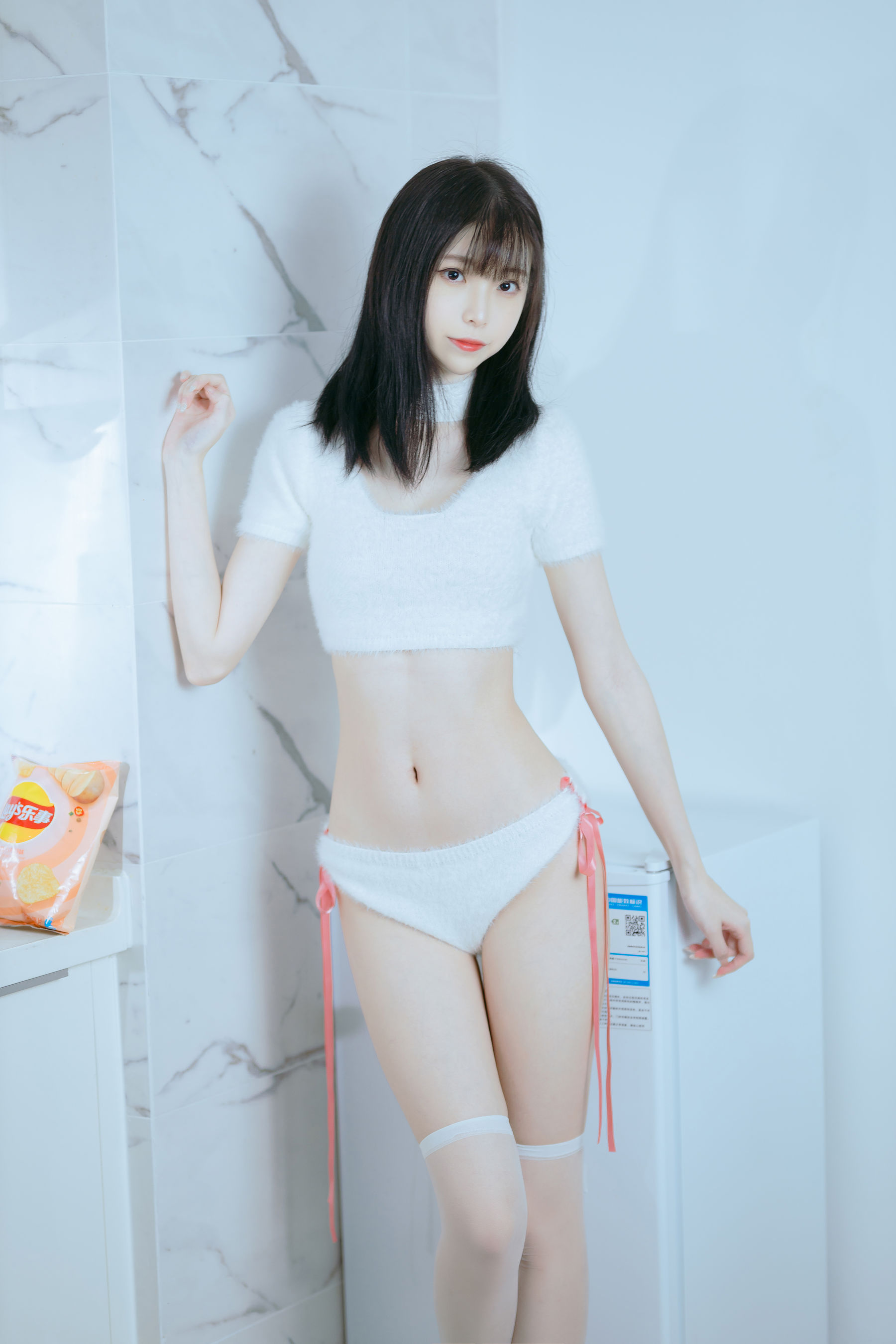 许岚(叁月life) – 纯欲毛衣 [39P] - 秀人网免费无水印在线套图写真