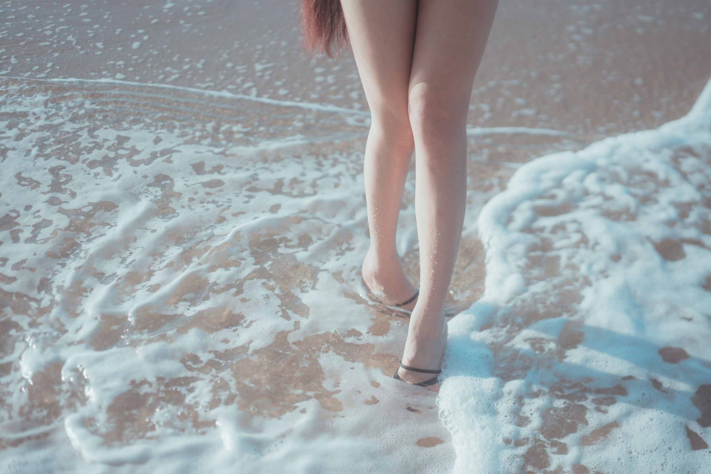 动漫博主爱老师_PhD – 紫式部 eno泳装 [15P] - 秀人网免费无水印在线套图写真