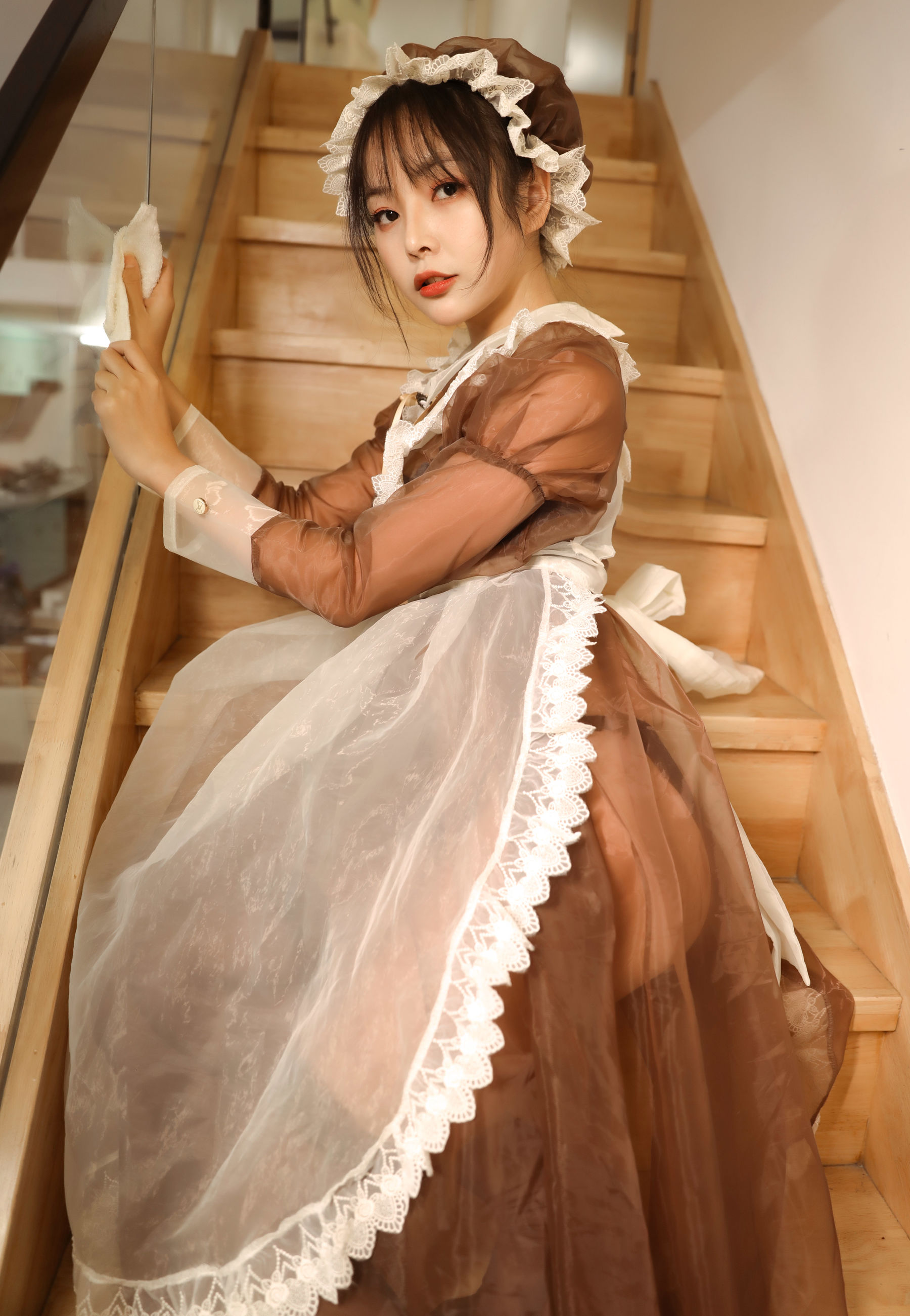 [Cosplay写真] 苏嫣嫣阿姨 – 可爱女仆装 [10P] - 秀人网免费无水印在线套图写真