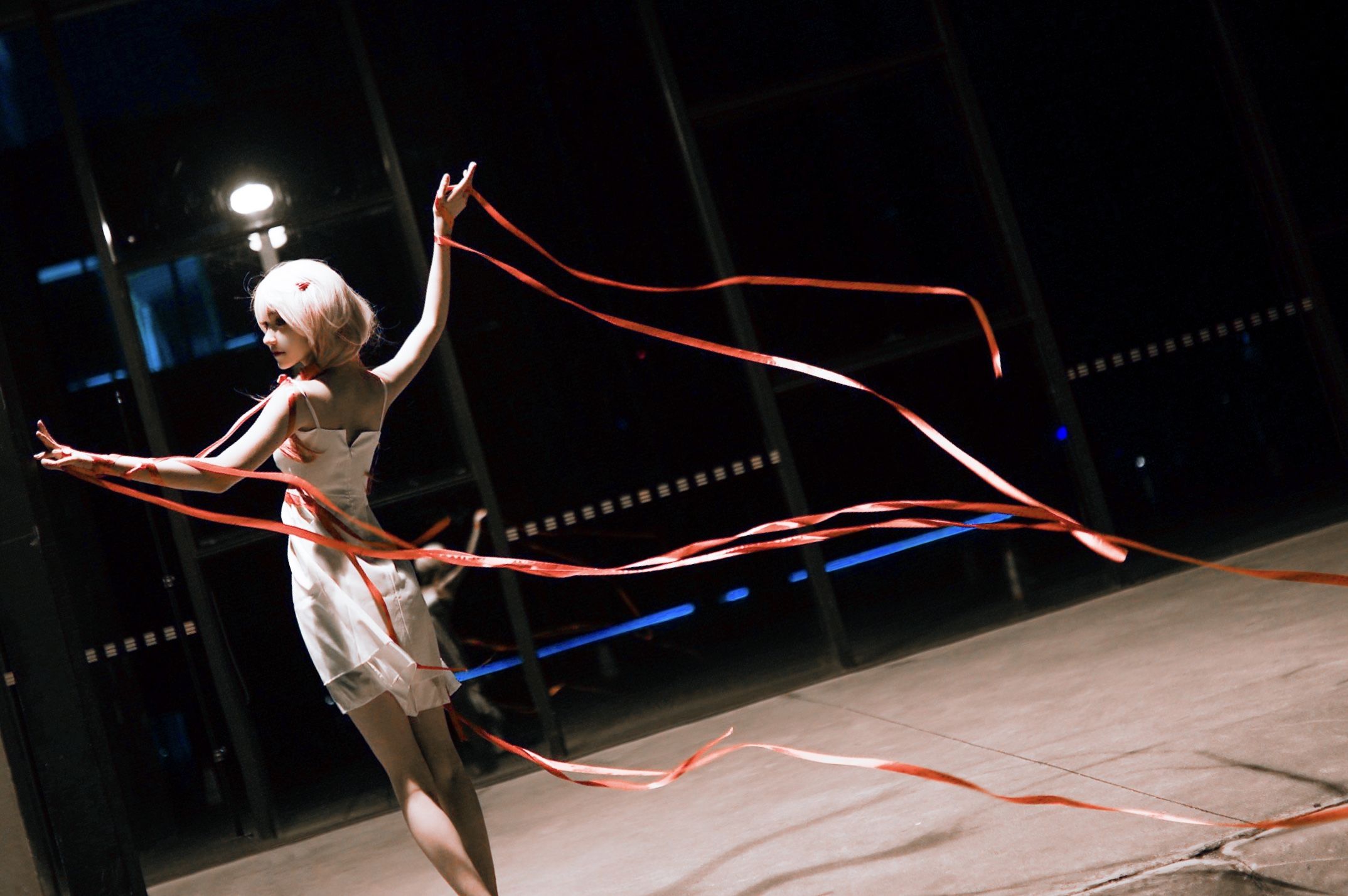 动漫博主南桃Momoko – 楪祈白裙 [9P] - 秀人网免费无水印在线套图写真